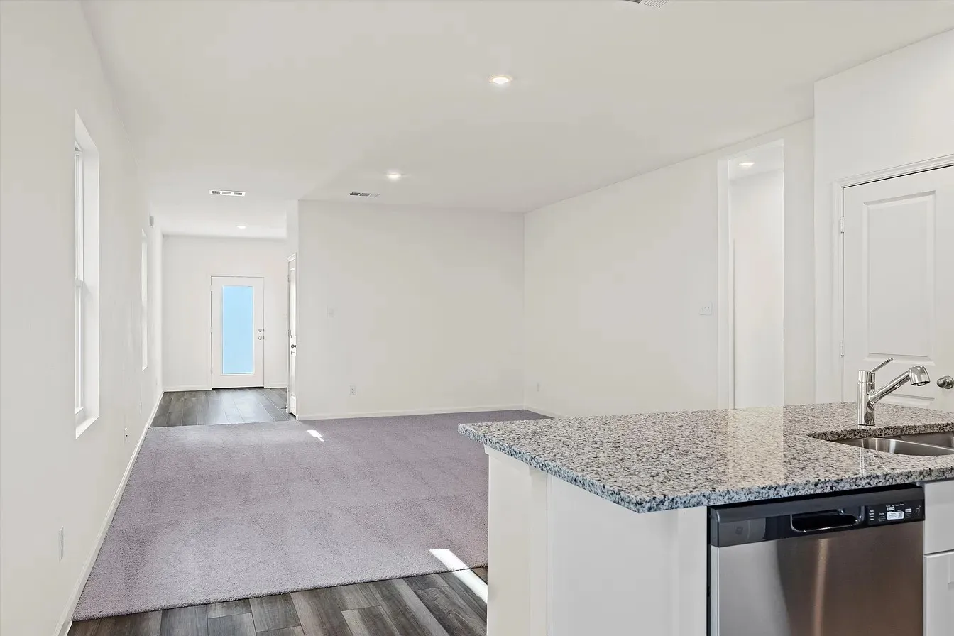 Single Family Residence For Rent in Collin County , 125 Three Chimneys Lane, Anna, Texas 75409, 3 Bedroom, 2 Bathroom, 2 Garage spaces, 1,391 Sqft, built in 2024, mls#21297407, Real Estate Agent in Anna, Homes For Rent in Collin county, Homes For Rent in Anna, Realtor in Anna Texas, Real Estate Brokerage Independent Realty Texas, Luminita Cordes Realtor