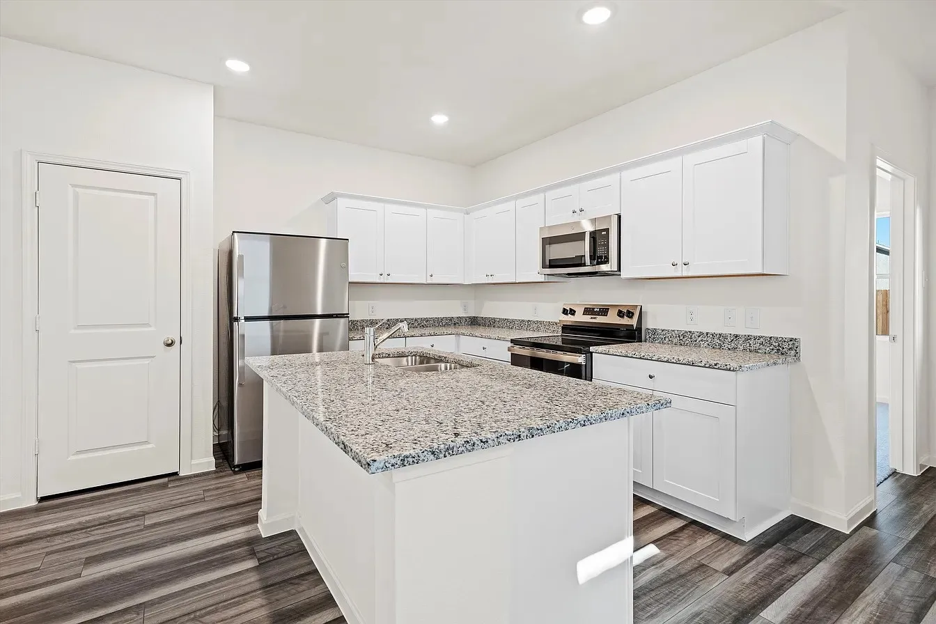 Single Family Residence For Rent in Collin County , 125 Three Chimneys Lane, Anna, Texas 75409, 3 Bedroom, 2 Bathroom, 2 Garage spaces, 1,391 Sqft, built in 2024, mls#21297407, Real Estate Agent in Anna, Homes For Rent in Collin county, Homes For Rent in Anna, Realtor in Anna Texas, Real Estate Brokerage Independent Realty Texas, Luminita Cordes Realtor