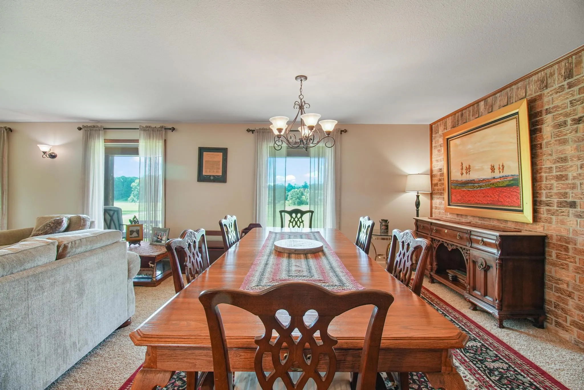 Farm For Sale in Rusk County , 11074 W 64 Highway, Overton, Texas 75684, 5 Bedroom, 6 Bathroom, 4 Garage spaces, 5,500 Sqft, built in 1974, Price $2,119,000, mls#21296853, Real Estate Agent in Overton, Homes For Sale in Rusk county, Homes For Sale in Overton, Realtor in Overton Texas, Real Estate Brokerage Independent Realty Texas, Luminita Cordes Realtor