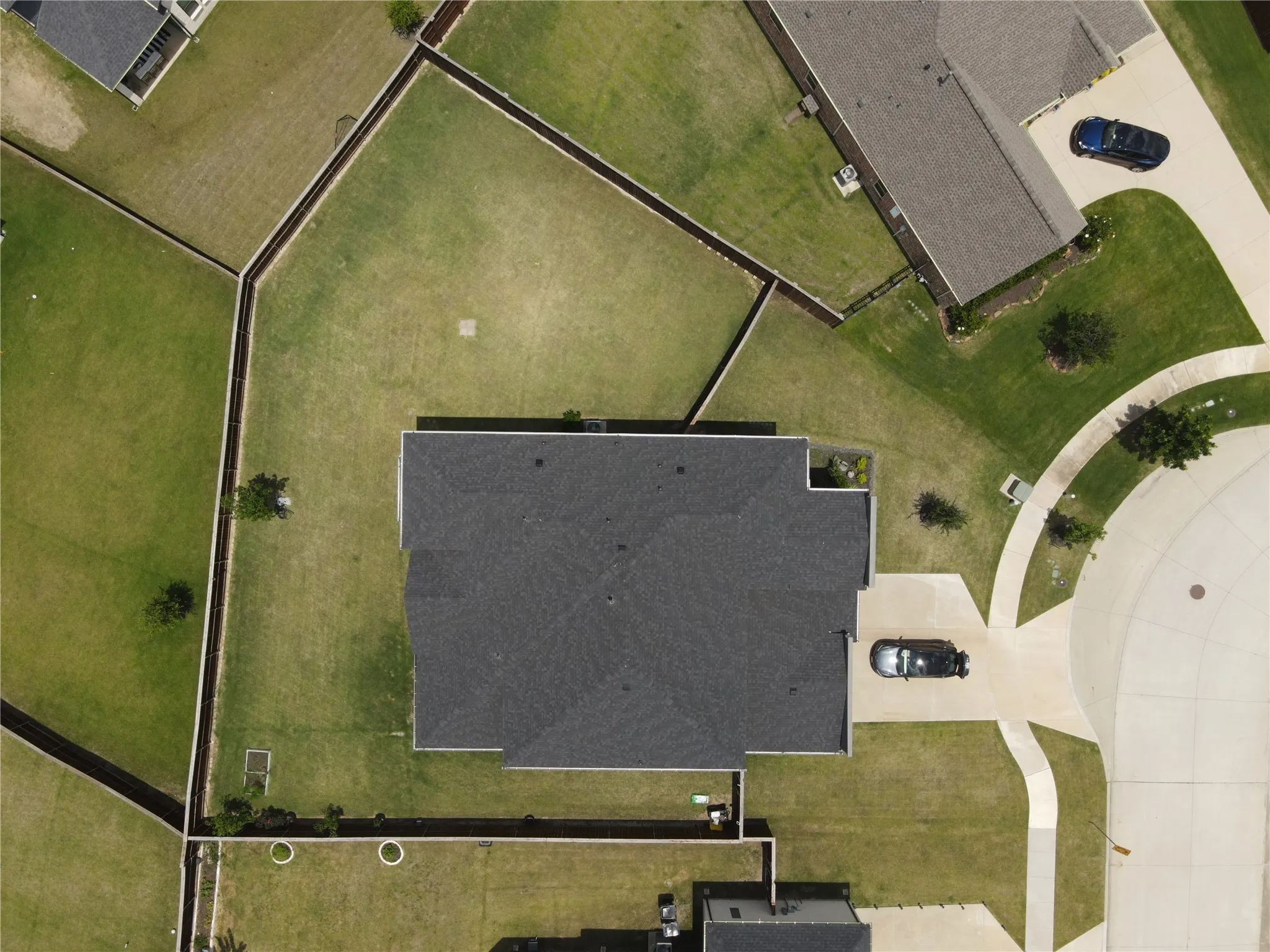 Single Family Residence For Sale in Collin County , 9562 Hickory Hill Road, Frisco, Texas 75035, 5 Bedroom, 4 Bathroom, 3 Garage spaces, 4,096 Sqft, built in 2021, mls#21297341, Real Estate Agent in Frisco, Homes For Sale in Collin county, Homes For Sale in Frisco, Realtor in Frisco Texas, Real Estate Brokerage Independent Realty Texas, Luminita Cordes Realtor