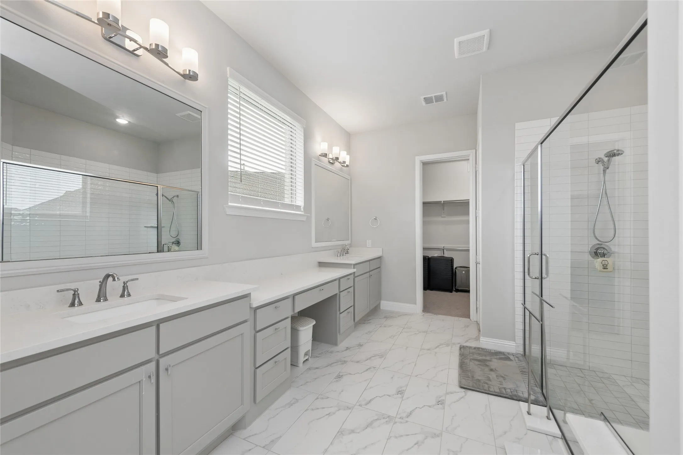 Single Family Residence For Sale in Collin County , 9562 Hickory Hill Road, Frisco, Texas 75035, 5 Bedroom, 4 Bathroom, 3 Garage spaces, 4,096 Sqft, built in 2021, mls#21297341, Real Estate Agent in Frisco, Homes For Sale in Collin county, Homes For Sale in Frisco, Realtor in Frisco Texas, Real Estate Brokerage Independent Realty Texas, Luminita Cordes Realtor