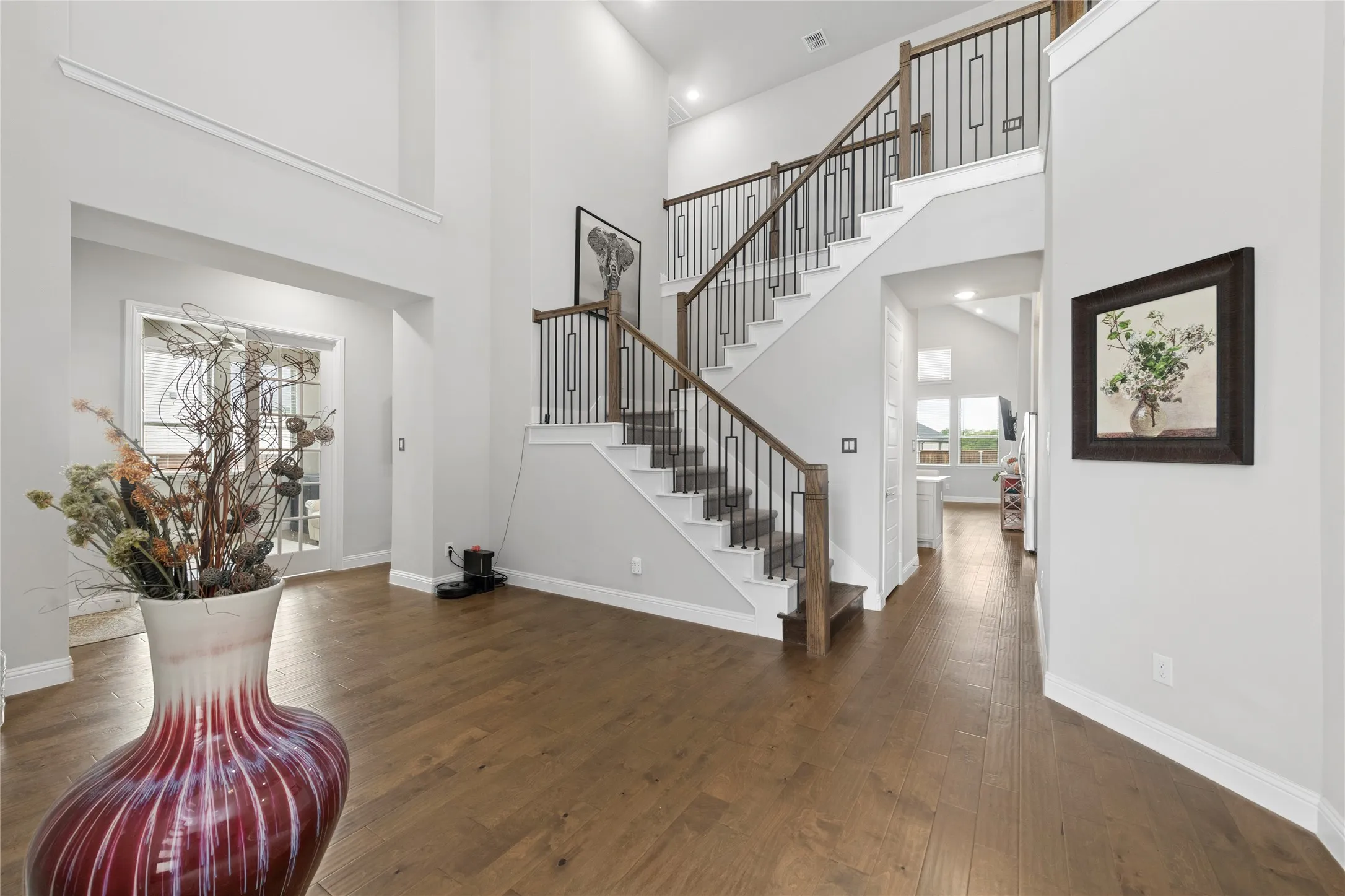 Single Family Residence For Sale in Collin County , 9562 Hickory Hill Road, Frisco, Texas 75035, 5 Bedroom, 4 Bathroom, 3 Garage spaces, 4,096 Sqft, built in 2021, mls#21297341, Real Estate Agent in Frisco, Homes For Sale in Collin county, Homes For Sale in Frisco, Realtor in Frisco Texas, Real Estate Brokerage Independent Realty Texas, Luminita Cordes Realtor