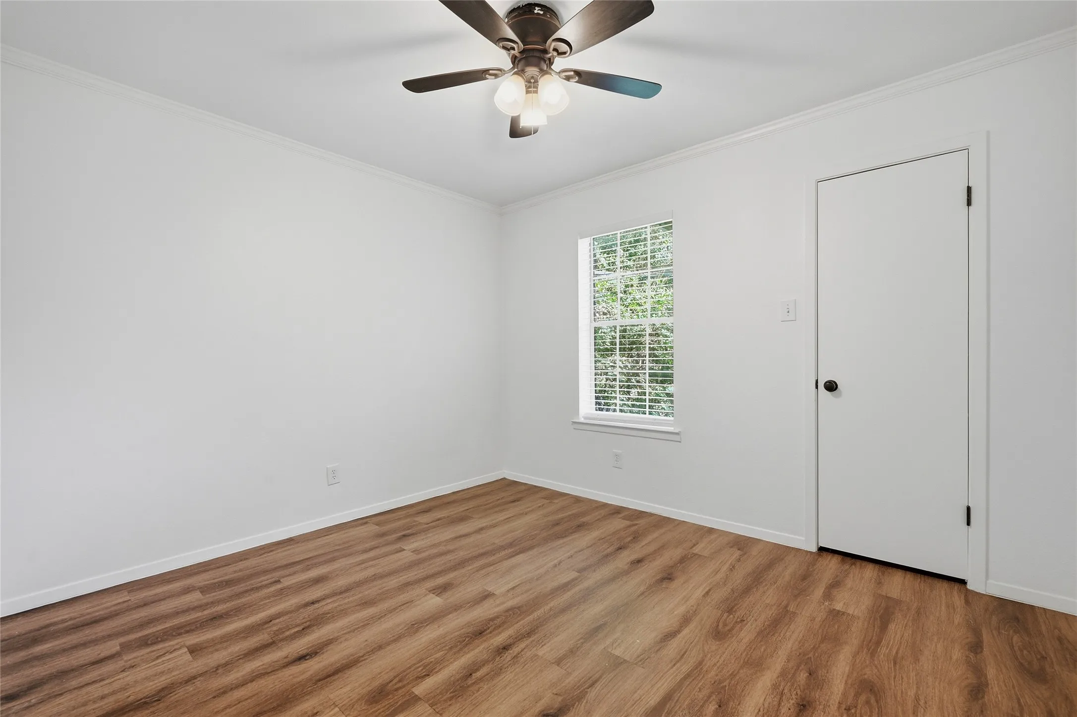 Apartment For Rent in Grayson County , 914 W Washington Street F, Sherman, Texas 75092, 2 Bedroom, 2 Bathroom, Garage spaces, 1,287 Sqft, built in 1983, mls#21297666, Real Estate Agent in Sherman, Homes For Rent in Grayson county, Homes For Rent in Sherman, Realtor in Sherman Texas, Real Estate Brokerage Independent Realty Texas, Luminita Cordes Realtor