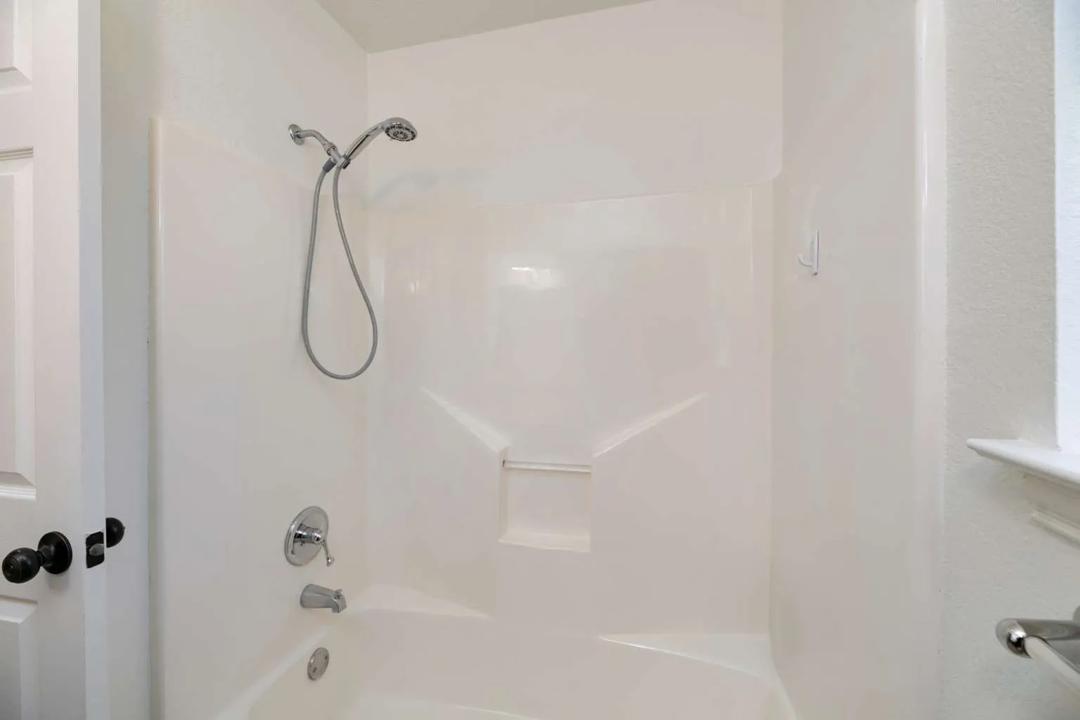 Single Family Residence For Sale in Denton County , 2720 Stephen Drive, Denton, Texas 76207, 3 Bedroom, 2 Bathroom, 2 Garage spaces, 1,365 Sqft, built in 1998, mls#21297714, Real Estate Agent in Denton, Homes For Sale in Denton county, Homes For Sale in Denton, Realtor in Denton Texas, Real Estate Brokerage Independent Realty Texas, Luminita Cordes Realtor
