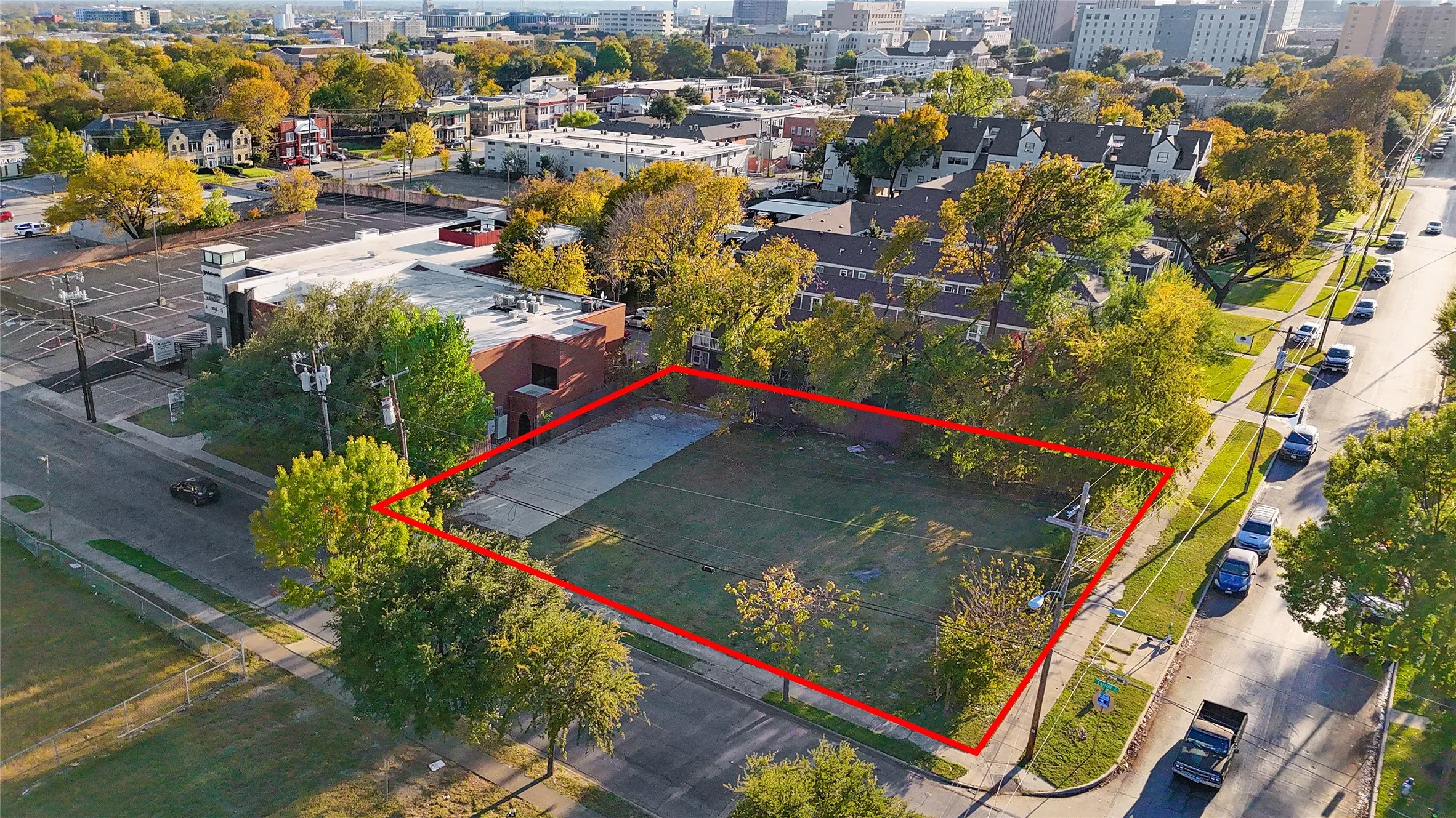 Unimproved Land For Sale in Dallas County , 4422 Swiss Avenue, Dallas, Texas 75204, 0, 0, Garage spaces, 0 Sqft, built in 0, mls#21297483, Real Estate Agent in Dallas, Homes For Sale in Dallas county, Homes For Sale in Dallas, Realtor in Dallas Texas, Real Estate Brokerage Independent Realty Texas, Luminita Cordes Realtor