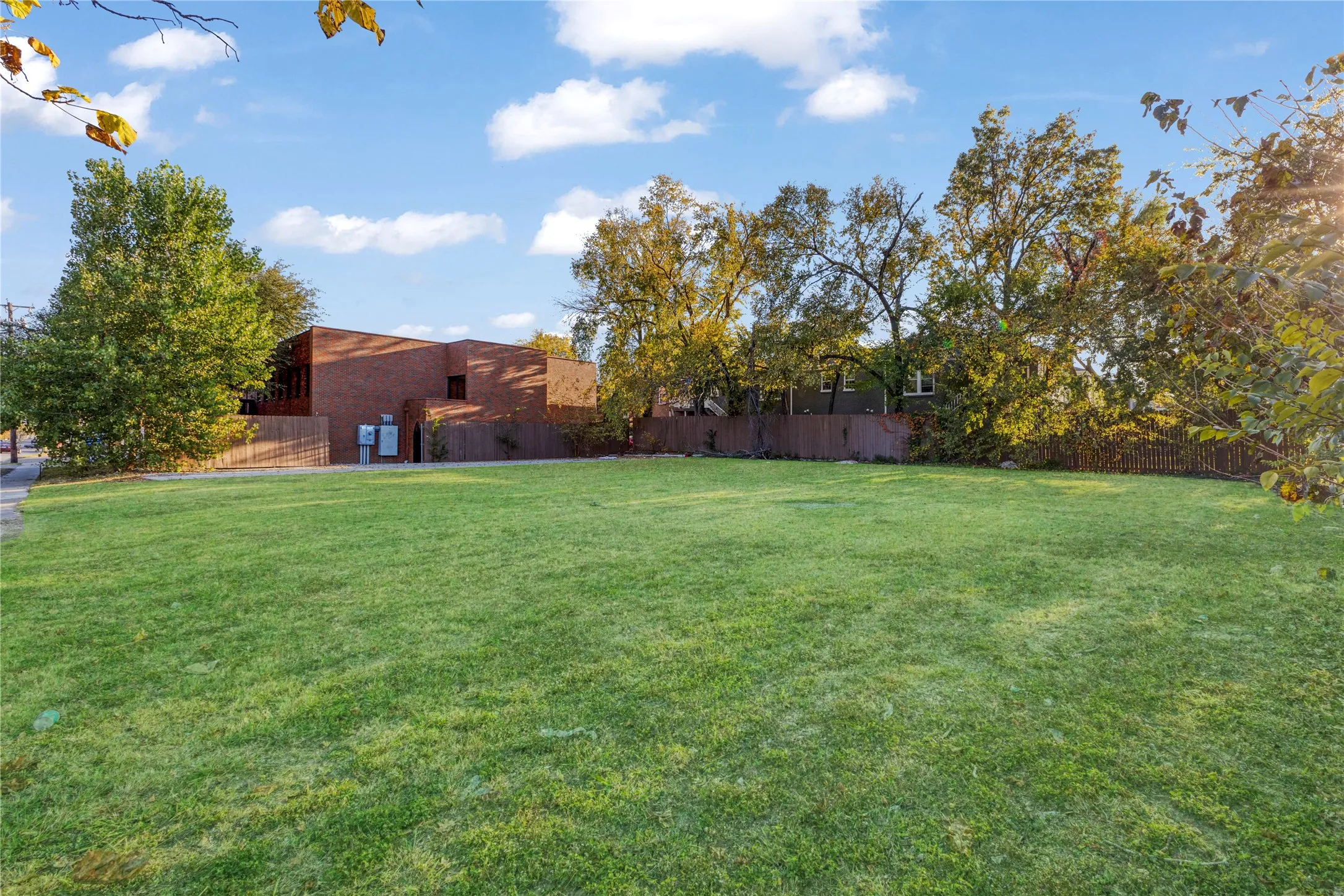 Unimproved Land For Sale in Dallas County , 4422 Swiss Avenue, Dallas, Texas 75204, 0, 0, Garage spaces, 0 Sqft, built in 0, mls#21297483, Real Estate Agent in Dallas, Homes For Sale in Dallas county, Homes For Sale in Dallas, Realtor in Dallas Texas, Real Estate Brokerage Independent Realty Texas, Luminita Cordes Realtor