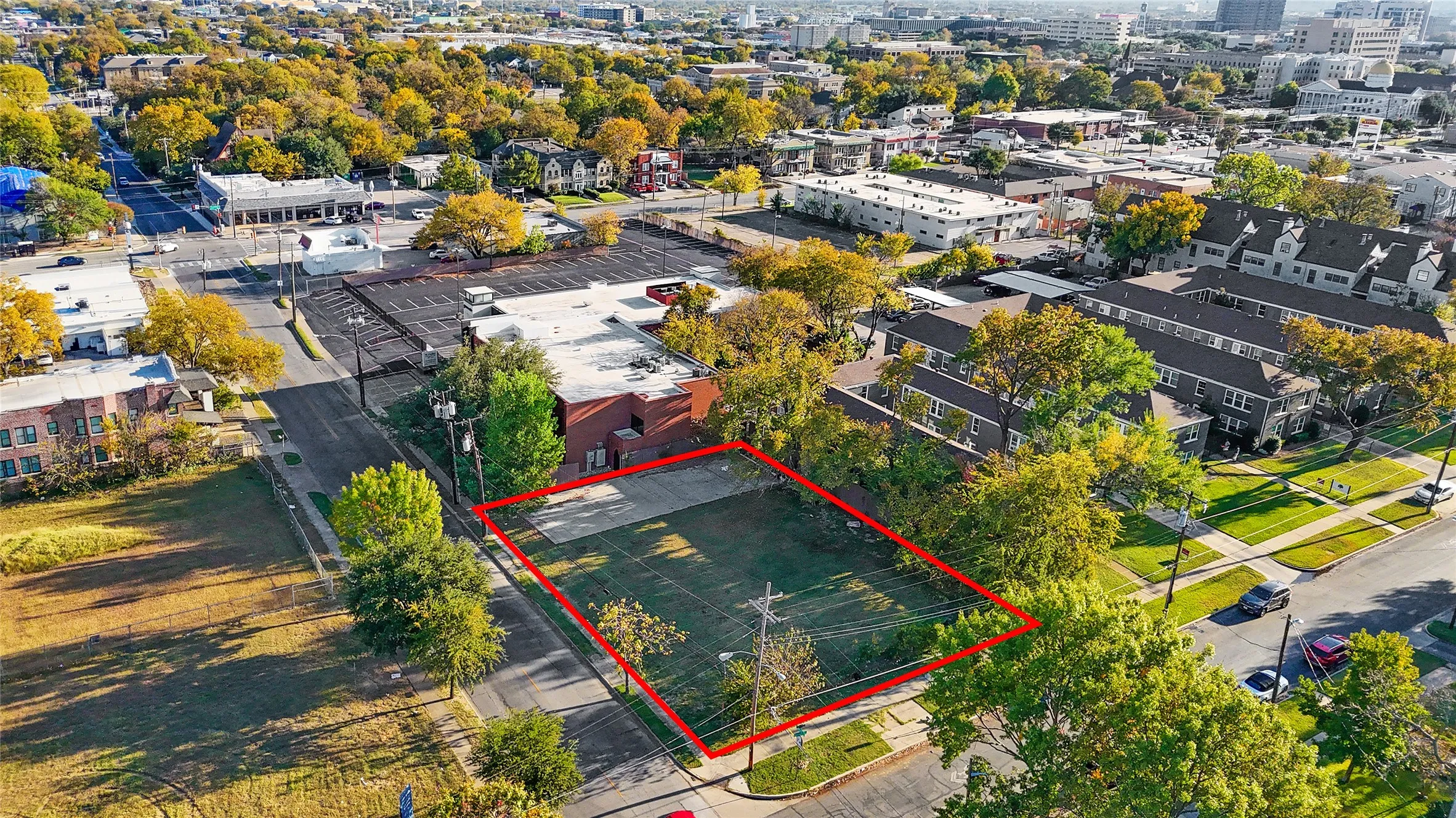 Unimproved Land For Sale in Dallas County , 4422 Swiss Avenue, Dallas, Texas 75204, 0, 0, Garage spaces, 0 Sqft, built in 0, mls#21297483, Real Estate Agent in Dallas, Homes For Sale in Dallas county, Homes For Sale in Dallas, Realtor in Dallas Texas, Real Estate Brokerage Independent Realty Texas, Luminita Cordes Realtor