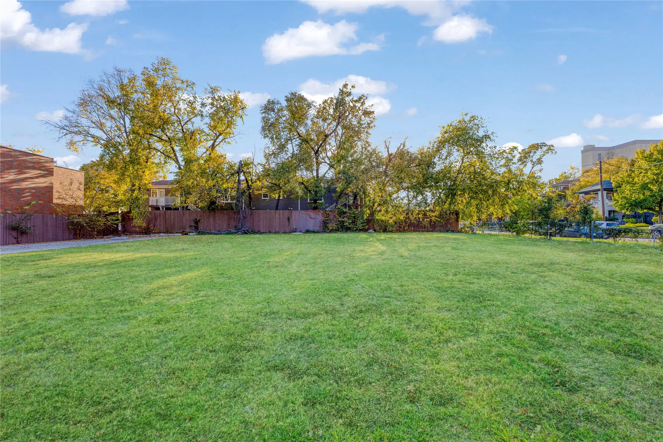 Unimproved Land For Sale in Dallas County , 4422 Swiss Avenue, Dallas, Texas 75204, 0, 0, Garage spaces, 0 Sqft, built in 0, mls#21297483, Real Estate Agent in Dallas, Homes For Sale in Dallas county, Homes For Sale in Dallas, Realtor in Dallas Texas, Real Estate Brokerage Independent Realty Texas, Luminita Cordes Realtor