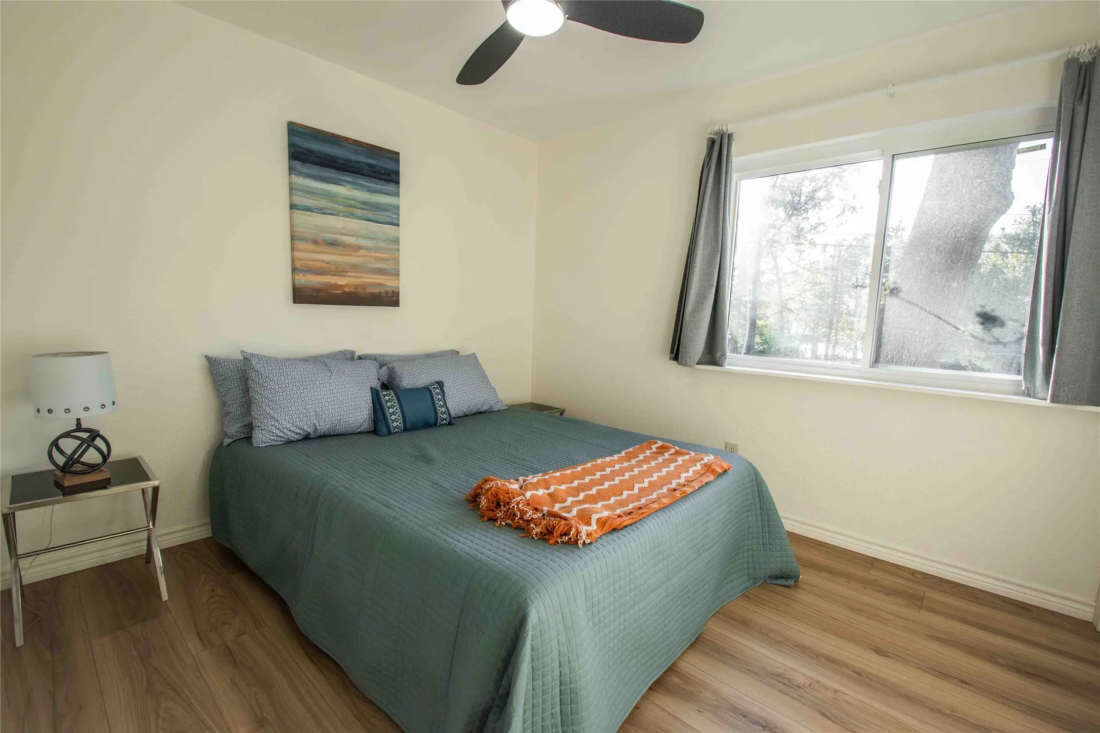 10x12 second bedroom