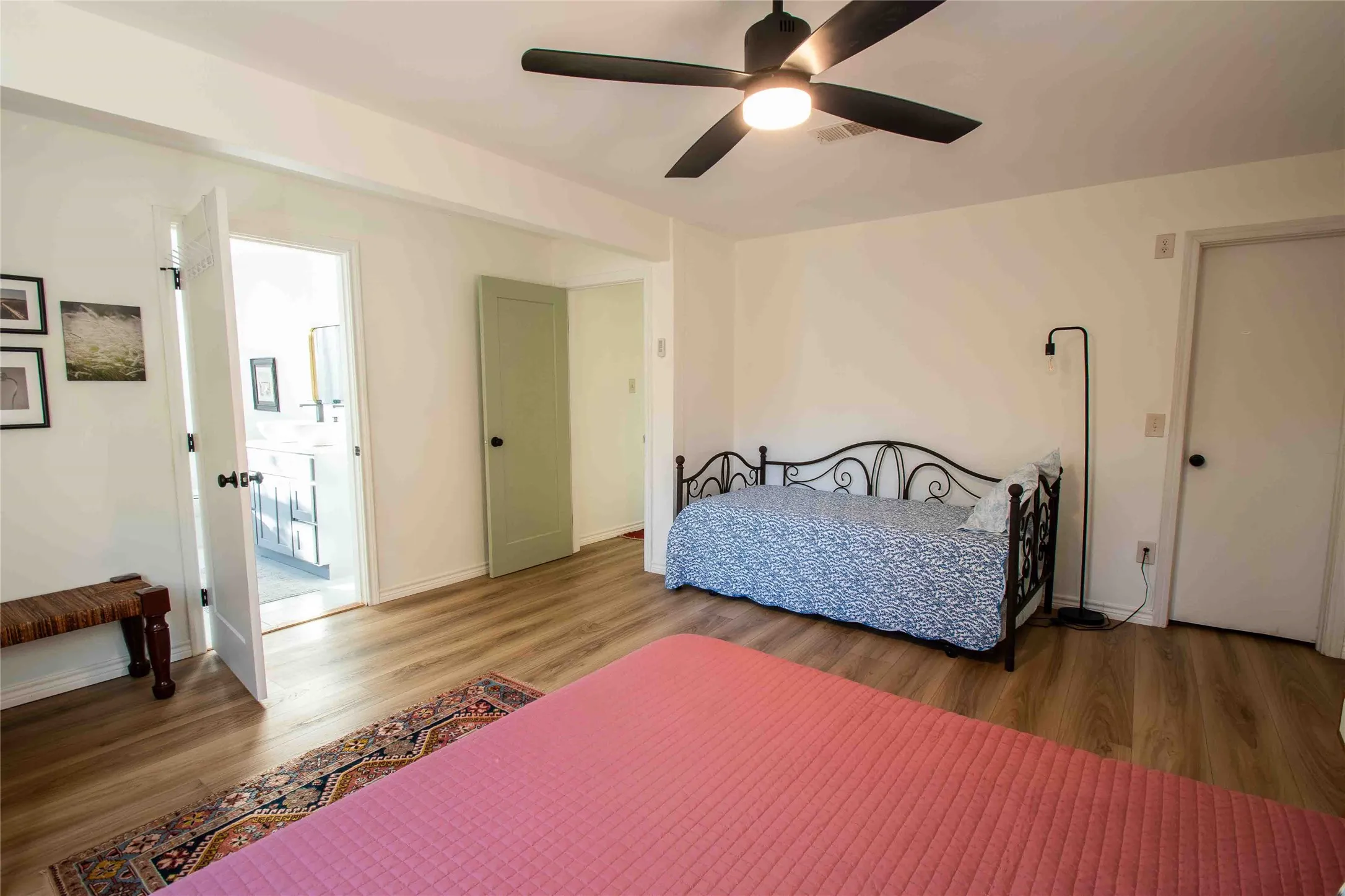 extra bed in master