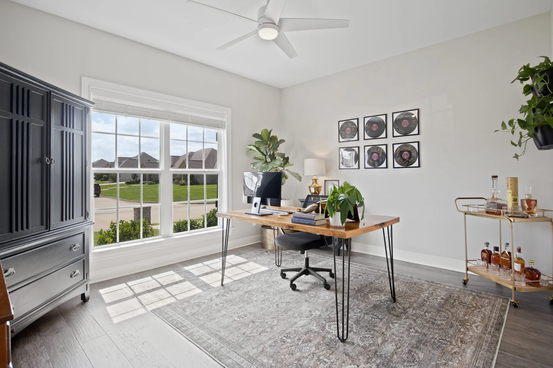 Single Family Residence For Sale in Titus County , 2729 Stone Briar, Mt Pleasant, Texas 75455, 3 Bedroom, 2 Bathroom, 2 Garage spaces, 2,226 Sqft, built in 2018, mls#21296398, Real Estate Agent in Mt Pleasant, Homes For Sale in Titus county, Homes For Sale in Mt Pleasant, Realtor in Mt Pleasant Texas, Real Estate Brokerage Independent Realty Texas, Luminita Cordes Realtor