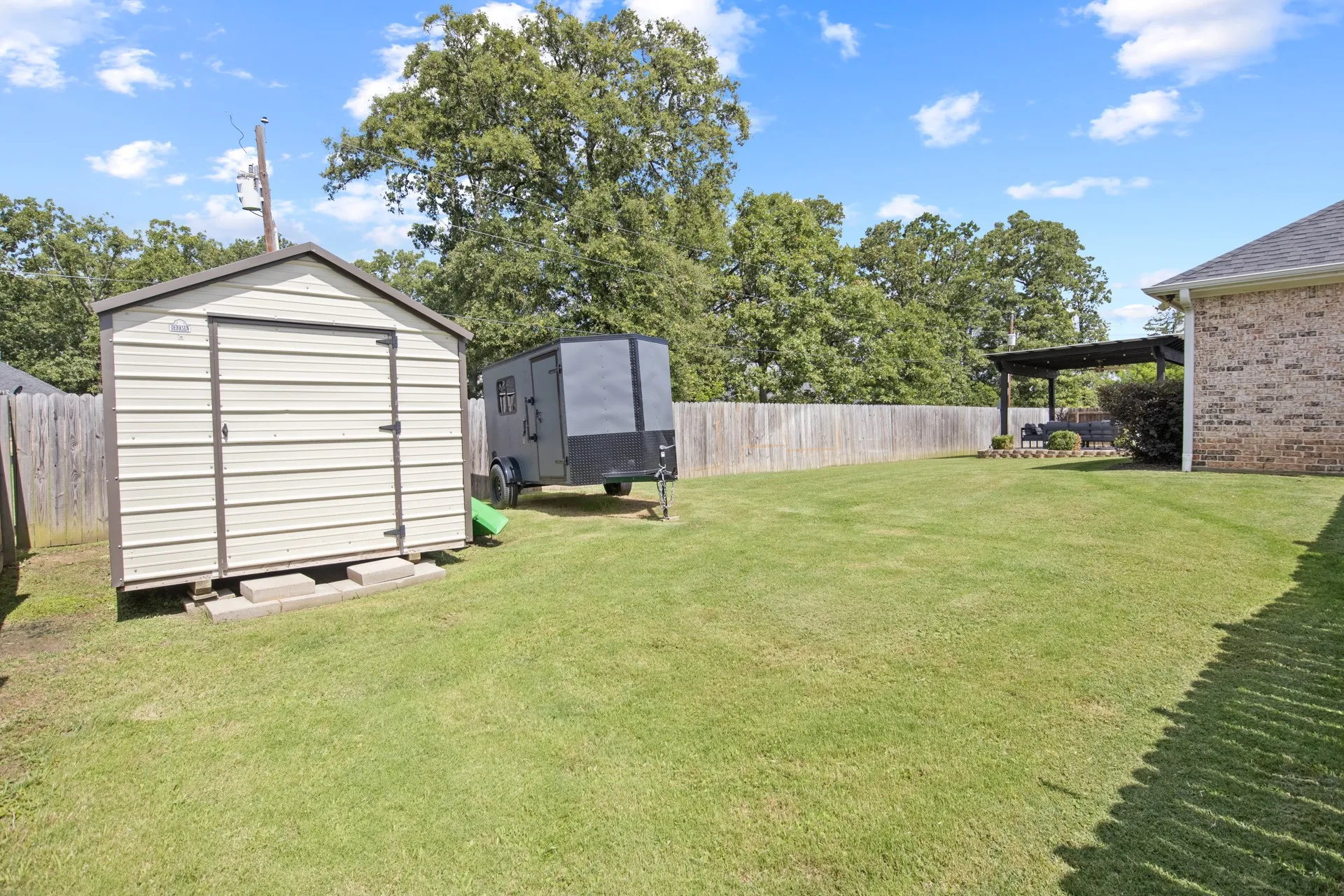 Single Family Residence For Sale in Titus County , 2729 Stone Briar, Mt Pleasant, Texas 75455, 3 Bedroom, 2 Bathroom, 2 Garage spaces, 2,226 Sqft, built in 2018, mls#21296398, Real Estate Agent in Mt Pleasant, Homes For Sale in Titus county, Homes For Sale in Mt Pleasant, Realtor in Mt Pleasant Texas, Real Estate Brokerage Independent Realty Texas, Luminita Cordes Realtor