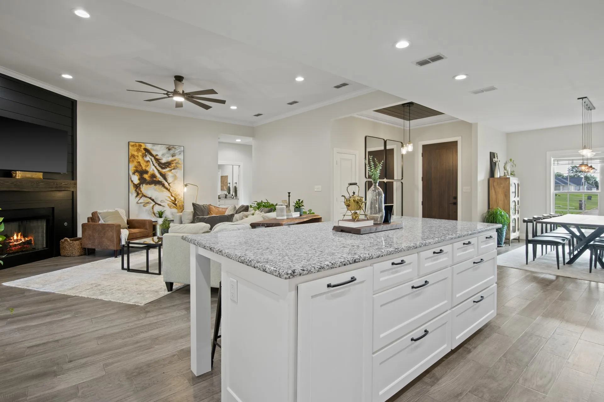 Single Family Residence For Sale in Titus County , 2729 Stone Briar, Mt Pleasant, Texas 75455, 3 Bedroom, 2 Bathroom, 2 Garage spaces, 2,226 Sqft, built in 2018, mls#21296398, Real Estate Agent in Mt Pleasant, Homes For Sale in Titus county, Homes For Sale in Mt Pleasant, Realtor in Mt Pleasant Texas, Real Estate Brokerage Independent Realty Texas, Luminita Cordes Realtor