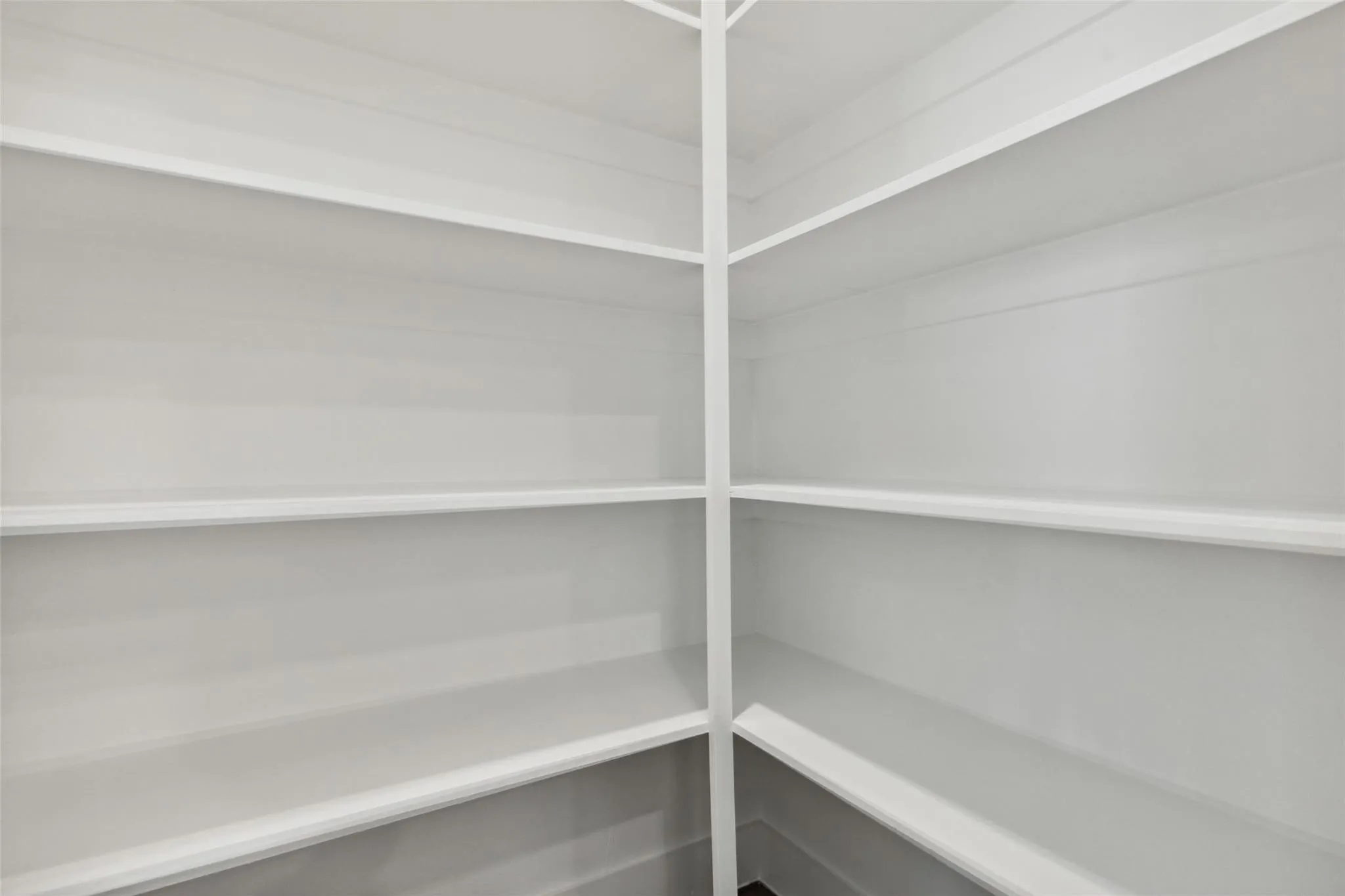 LOTS OF ROOM FOR ALL YOUR GROCERIES AND KITCHEN APPLIANCES