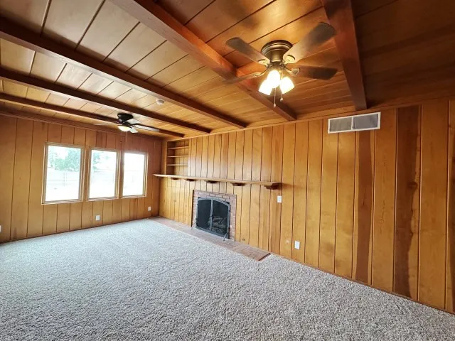 Single Family Residence For Sale in Dawson County , 1001 N 3rd Street, Lamesa, Texas 79331, 4 Bedroom, 2 Bathroom, 2 Garage spaces, 3,121 Sqft, built in 1936, mls#21297745, Real Estate Agent in Lamesa, Homes For Sale in Dawson county, Homes For Sale in Lamesa, Realtor in Lamesa Texas, Real Estate Brokerage Independent Realty Texas, Luminita Cordes Realtor
