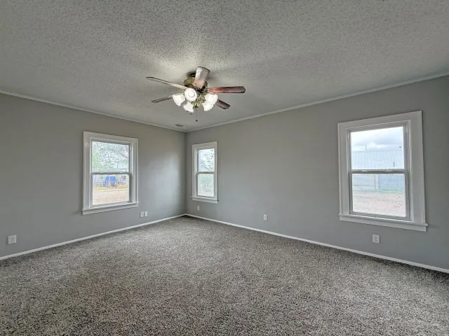 Single Family Residence For Sale in Dawson County , 1001 N 3rd Street, Lamesa, Texas 79331, 4 Bedroom, 2 Bathroom, 2 Garage spaces, 3,121 Sqft, built in 1936, mls#21297745, Real Estate Agent in Lamesa, Homes For Sale in Dawson county, Homes For Sale in Lamesa, Realtor in Lamesa Texas, Real Estate Brokerage Independent Realty Texas, Luminita Cordes Realtor