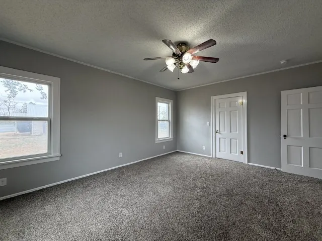 Single Family Residence For Sale in Dawson County , 1001 N 3rd Street, Lamesa, Texas 79331, 4 Bedroom, 2 Bathroom, 2 Garage spaces, 3,121 Sqft, built in 1936, mls#21297745, Real Estate Agent in Lamesa, Homes For Sale in Dawson county, Homes For Sale in Lamesa, Realtor in Lamesa Texas, Real Estate Brokerage Independent Realty Texas, Luminita Cordes Realtor