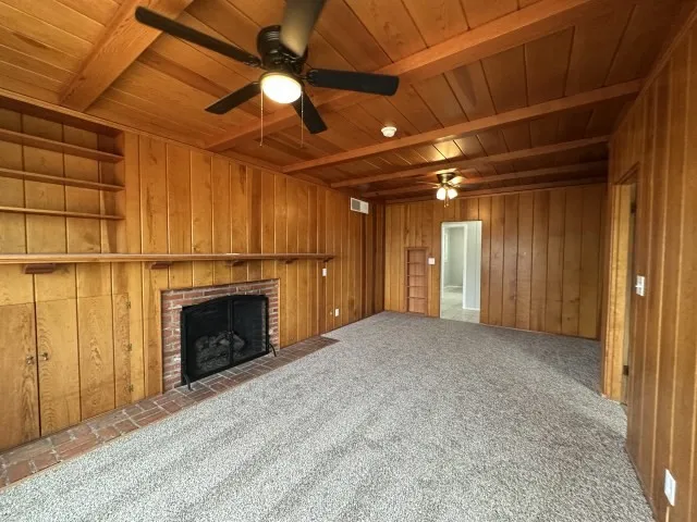 Single Family Residence For Sale in Dawson County , 1001 N 3rd Street, Lamesa, Texas 79331, 4 Bedroom, 2 Bathroom, 2 Garage spaces, 3,121 Sqft, built in 1936, mls#21297745, Real Estate Agent in Lamesa, Homes For Sale in Dawson county, Homes For Sale in Lamesa, Realtor in Lamesa Texas, Real Estate Brokerage Independent Realty Texas, Luminita Cordes Realtor