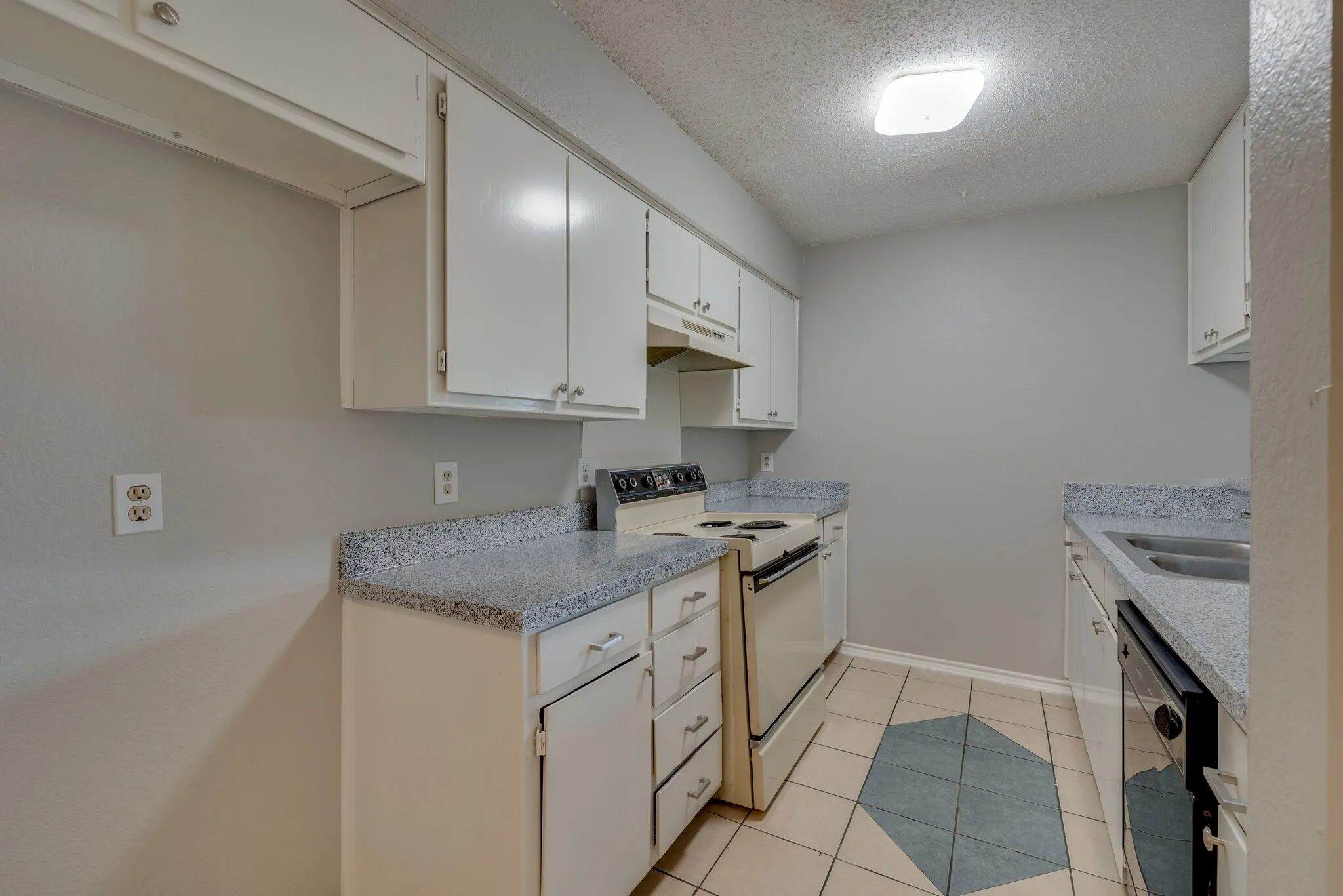 Single Family Residence For Rent in Tarrant County , 3422 Heritage Lane, Forest Hill, Texas 76140, 3 Bedroom, 2 Bathroom, Garage spaces, 1,300 Sqft, built in 1986, mls#21297549, Real Estate Agent in Forest Hill, Homes For Rent in Tarrant county, Homes For Rent in Forest Hill, Realtor in Forest Hill Texas, Real Estate Brokerage Independent Realty Texas, Luminita Cordes Realtor