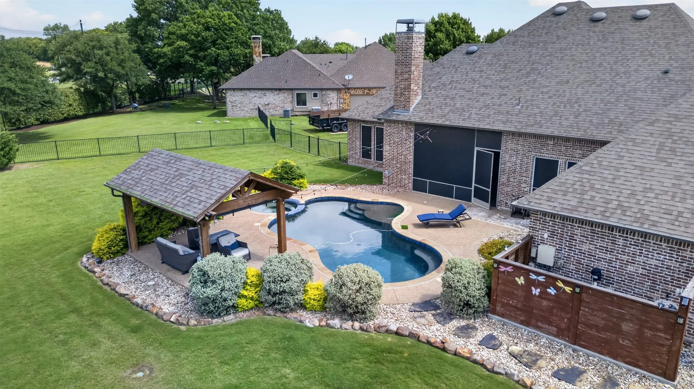 Single Family Residence For Sale in Collin County , 4408 Lake Breeze Drive, Mc Kinney, Texas 75071, 4 Bedroom, 4 Bathroom, 3 Garage spaces, 2,949 Sqft, built in 2013, mls#21296087, Real Estate Agent in Mc Kinney, Homes For Sale in Collin county, Homes For Sale in Mc Kinney, Realtor in Mc Kinney Texas, Real Estate Brokerage Independent Realty Texas, Luminita Cordes Realtor