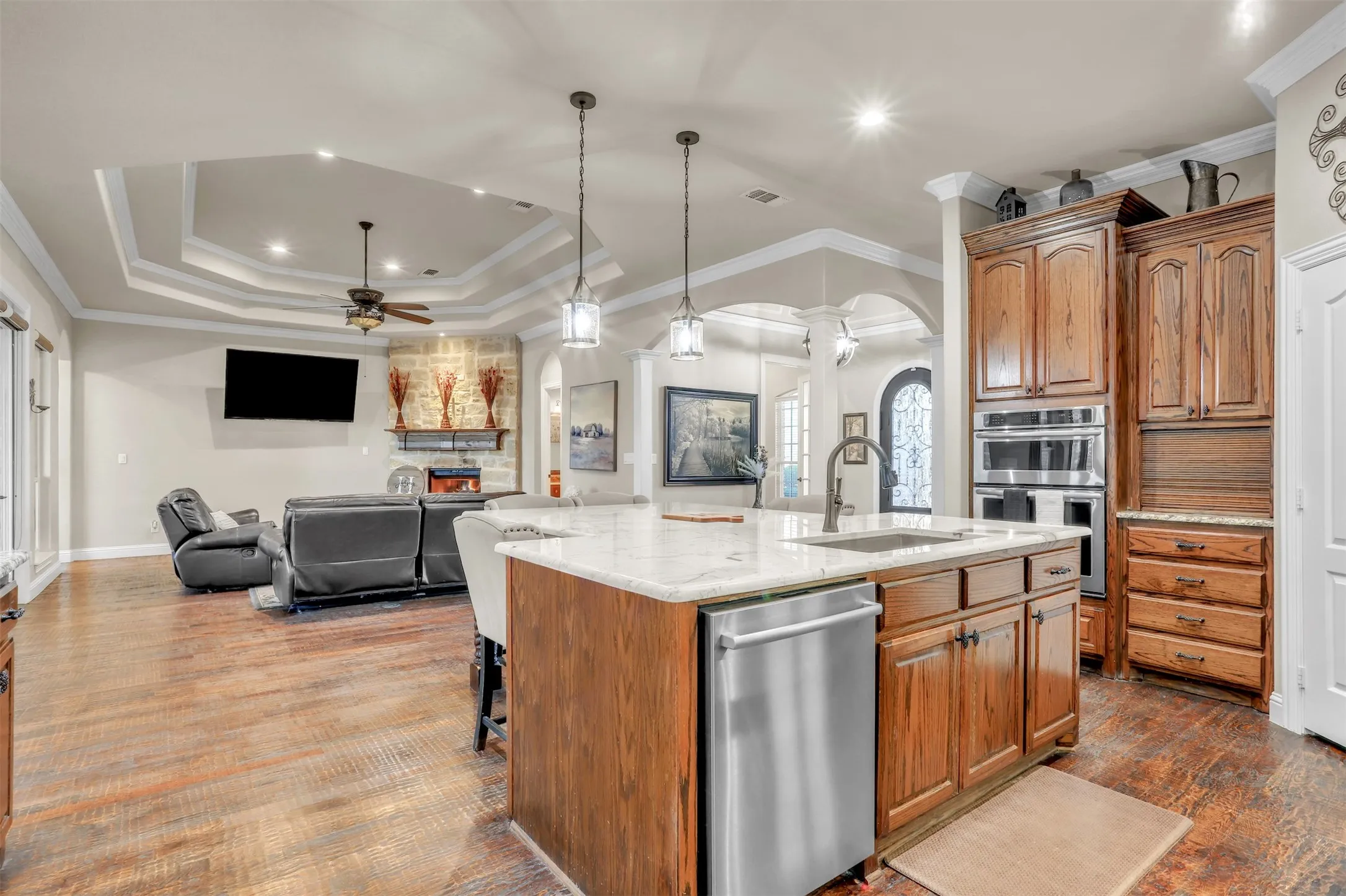Single Family Residence For Sale in Collin County , 4408 Lake Breeze Drive, Mc Kinney, Texas 75071, 4 Bedroom, 4 Bathroom, 3 Garage spaces, 2,949 Sqft, built in 2013, mls#21296087, Real Estate Agent in Mc Kinney, Homes For Sale in Collin county, Homes For Sale in Mc Kinney, Realtor in Mc Kinney Texas, Real Estate Brokerage Independent Realty Texas, Luminita Cordes Realtor