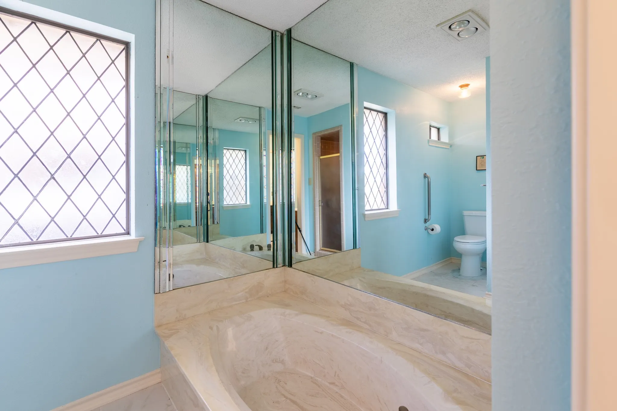 Single Family Residence For Sale in Tarrant County , 1525 Inverness Road, Mansfield, Texas 76063, 3 Bedrooms, 2 Bathrooms, 2 Garage spaces, 2,732 Sqft, built in 1979, Price $416,000, mls#21297497, Real Estate Agent in Mansfield, Homes For Sale in Tarrant county, Homes For Sale in Mansfield, Realtor in Mansfield Texas, Real Estate Brokerage Independent Realty Texas, Luminita Cordes Realtor