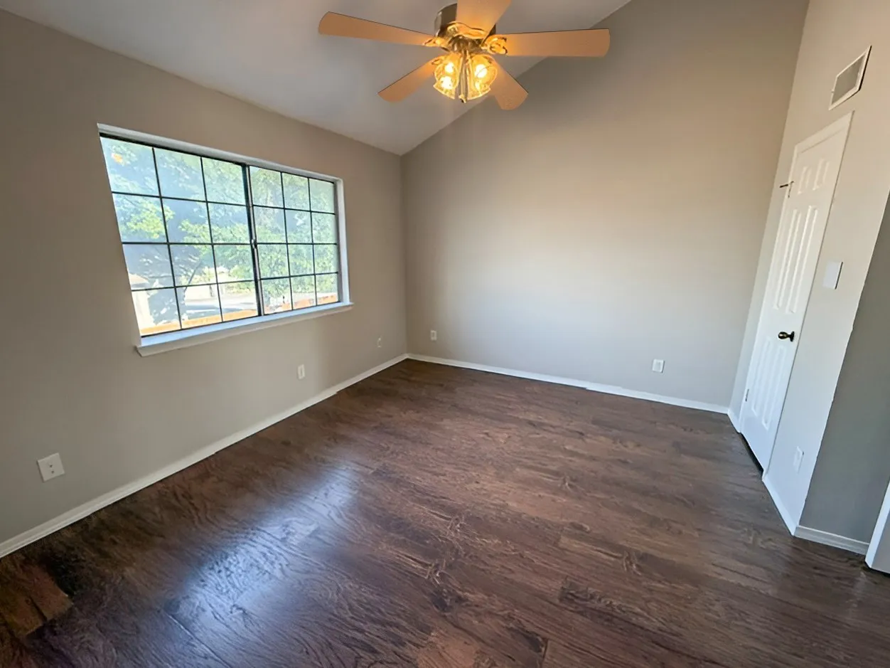 Condominium For Sale in Dallas County , 5590 Spring Valley Road F202, Dallas, Texas 75254, 2 Bedroom, 2 Bathroom, 1 Garage spaces, 870 Sqft, built in 1983, mls#21297807, Real Estate Agent in Dallas, Homes For Sale in Dallas county, Homes For Sale in Dallas, Realtor in Dallas Texas, Real Estate Brokerage Independent Realty Texas, Luminita Cordes Realtor