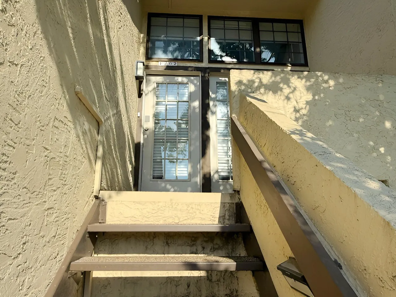 Condominium For Sale in Dallas County , 5590 Spring Valley Road F202, Dallas, Texas 75254, 2 Bedroom, 2 Bathroom, 1 Garage spaces, 870 Sqft, built in 1983, mls#21297807, Real Estate Agent in Dallas, Homes For Sale in Dallas county, Homes For Sale in Dallas, Realtor in Dallas Texas, Real Estate Brokerage Independent Realty Texas, Luminita Cordes Realtor
