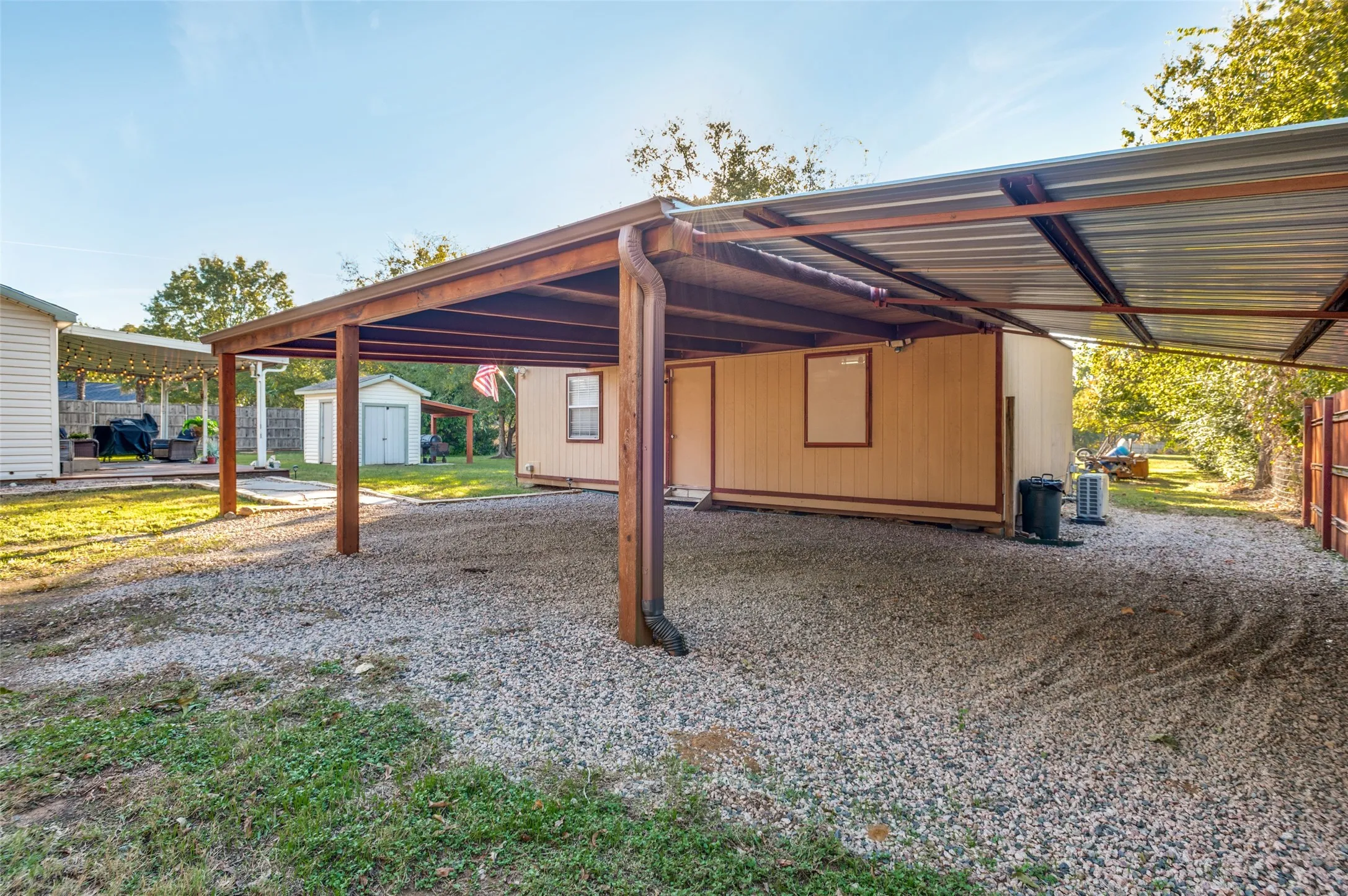Improved Land For Sale in Tarrant County , 2601 Murphy Drive, Bedford, Texas 76021, 0, 0, Garage spaces, 0 Sqft, built in 1952, mls#21297723, Real Estate Agent in Bedford, Homes For Sale in Tarrant county, Homes For Sale in Bedford, Realtor in Bedford Texas, Real Estate Brokerage Independent Realty Texas, Luminita Cordes Realtor
