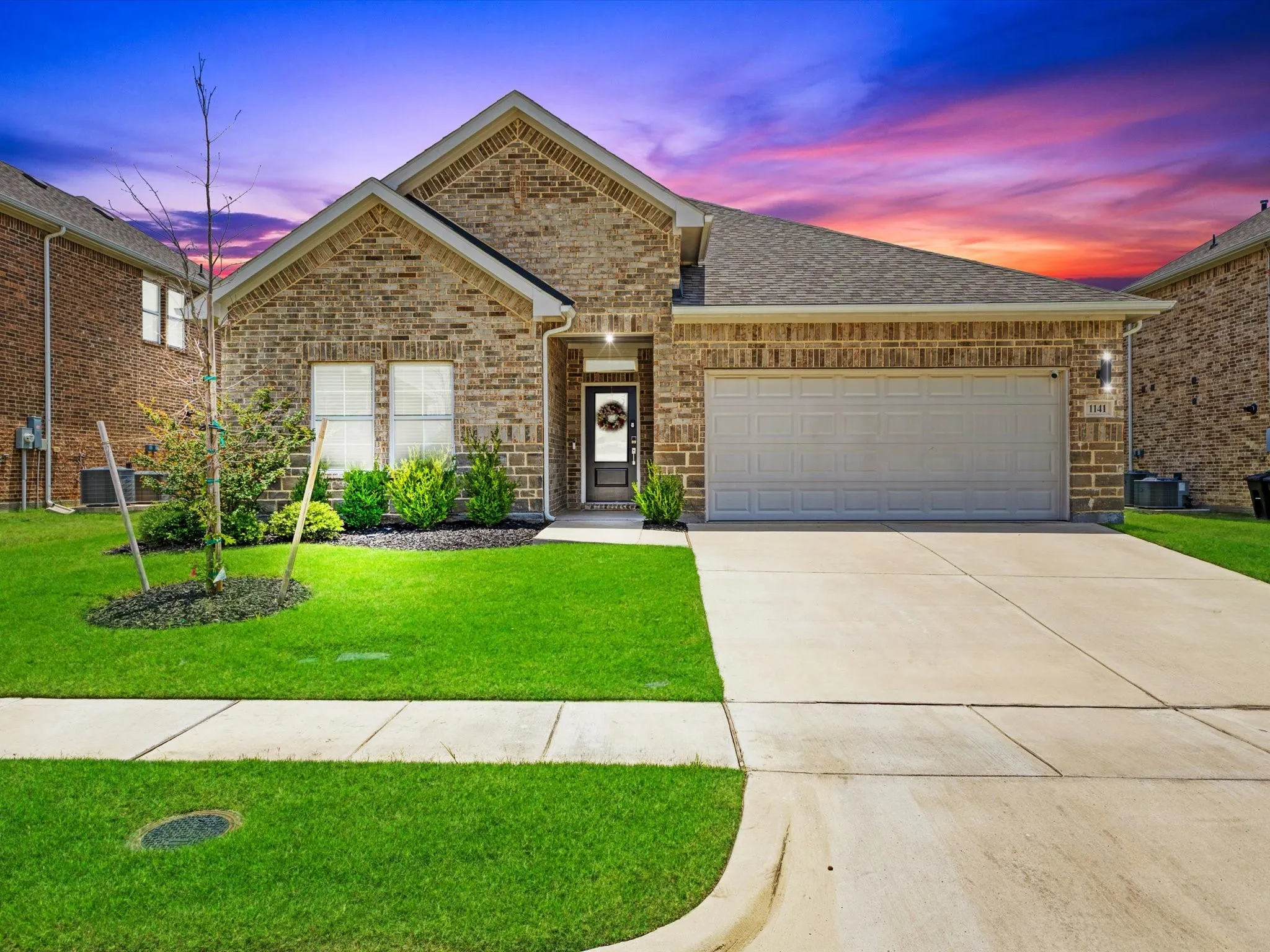Single Family Residence For Sale in Kaufman County , 1141 Garden Grove Lane, Forney, Texas 75126, 4 Bedroom, 3 Bathroom, 2 Garage spaces, 2,074 Sqft, built in 2022, mls#21297831, Real Estate Agent in Forney, Homes For Sale in Kaufman county, Homes For Sale in Forney, Realtor in Forney Texas, Real Estate Brokerage Independent Realty Texas, Luminita Cordes Realtor