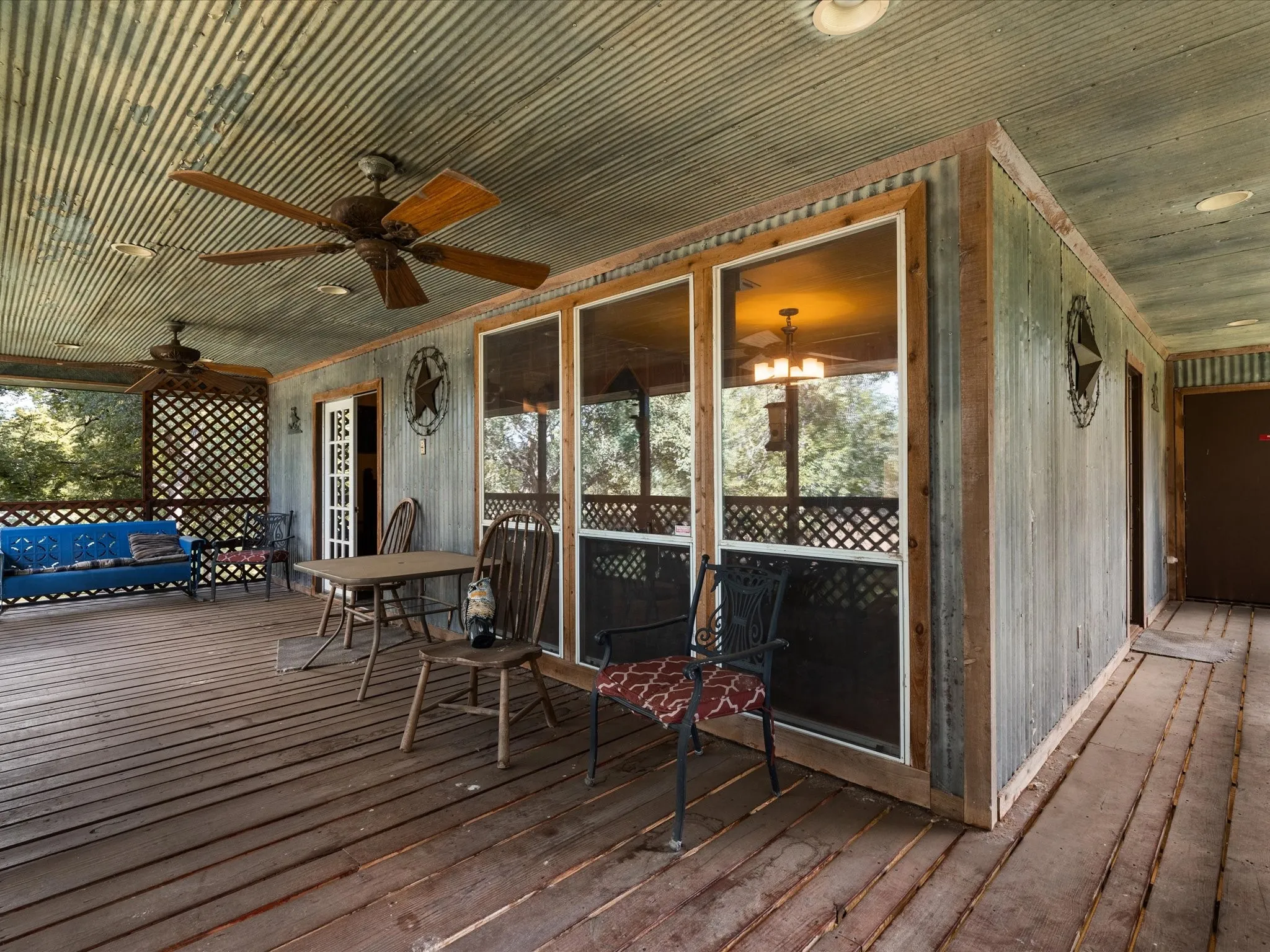 Single Family Residence For Sale in Parker County , 7144 River Trail, Weatherford, Texas 76087, 2 Bedrooms, 1 Bathroom, Garage spaces, 1,500 Sqft, built in 2020, Price $550,000, mls#21297266, Real Estate Agent in Weatherford, Homes For Sale in Parker county, Homes For Sale in Weatherford, Realtor in Weatherford Texas, Real Estate Brokerage Independent Realty Texas, Luminita Cordes Realtor