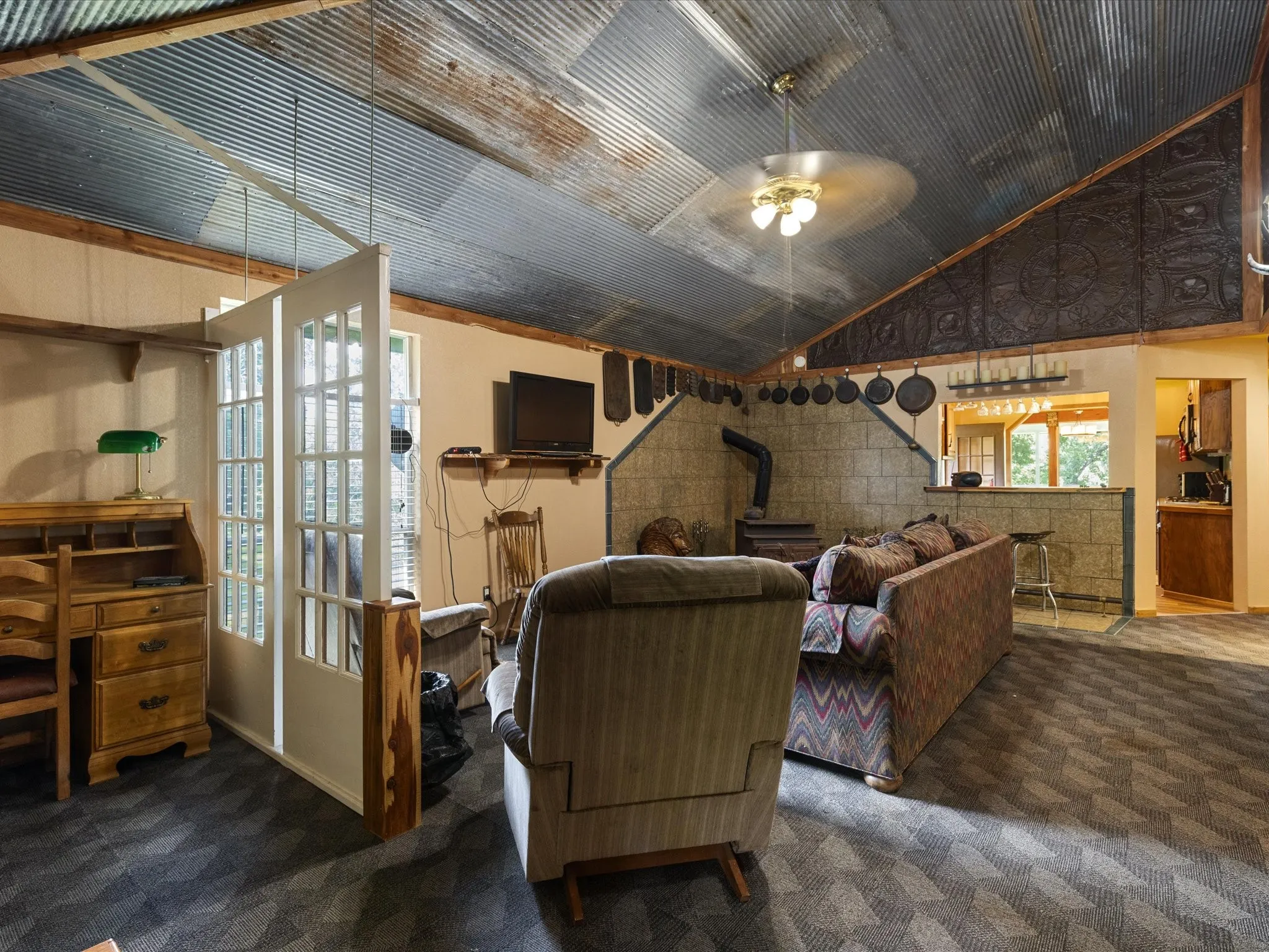 Single Family Residence For Sale in Parker County , 7144 River Trail, Weatherford, Texas 76087, 2 Bedrooms, 1 Bathroom, Garage spaces, 1,500 Sqft, built in 2020, Price $550,000, mls#21297266, Real Estate Agent in Weatherford, Homes For Sale in Parker county, Homes For Sale in Weatherford, Realtor in Weatherford Texas, Real Estate Brokerage Independent Realty Texas, Luminita Cordes Realtor