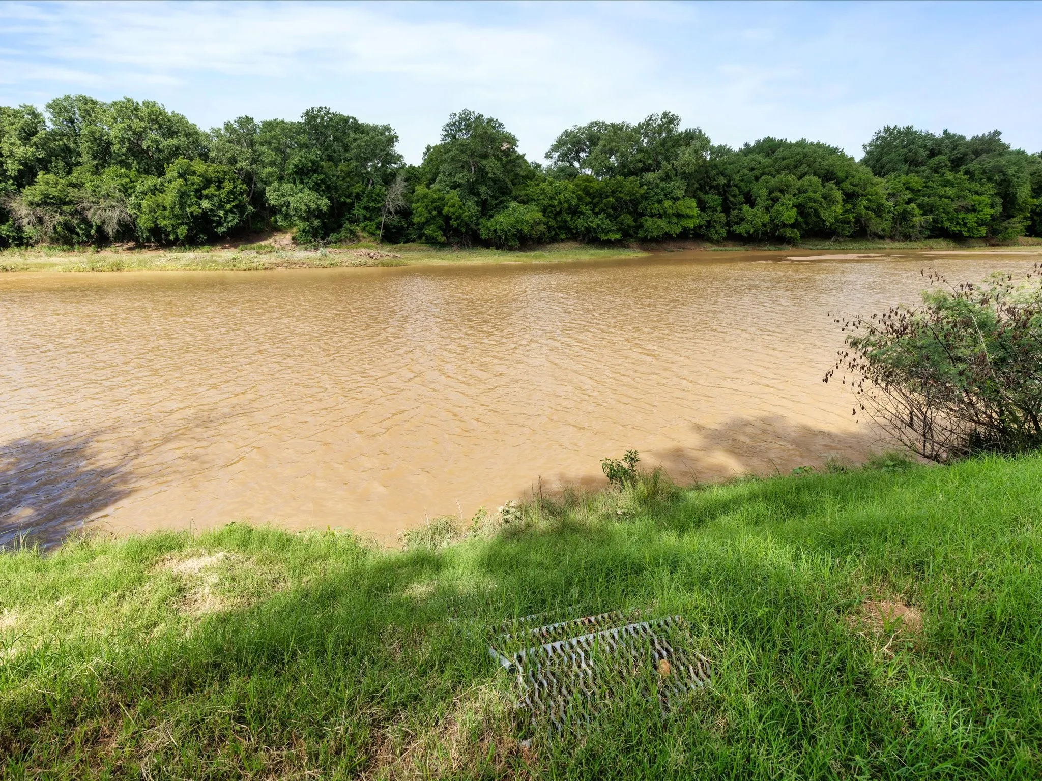 Single Family Residence For Sale in Parker County , 7144 River Trail, Weatherford, Texas 76087, 2 Bedrooms, 1 Bathroom, Garage spaces, 1,500 Sqft, built in 2020, Price $550,000, mls#21297266, Real Estate Agent in Weatherford, Homes For Sale in Parker county, Homes For Sale in Weatherford, Realtor in Weatherford Texas, Real Estate Brokerage Independent Realty Texas, Luminita Cordes Realtor