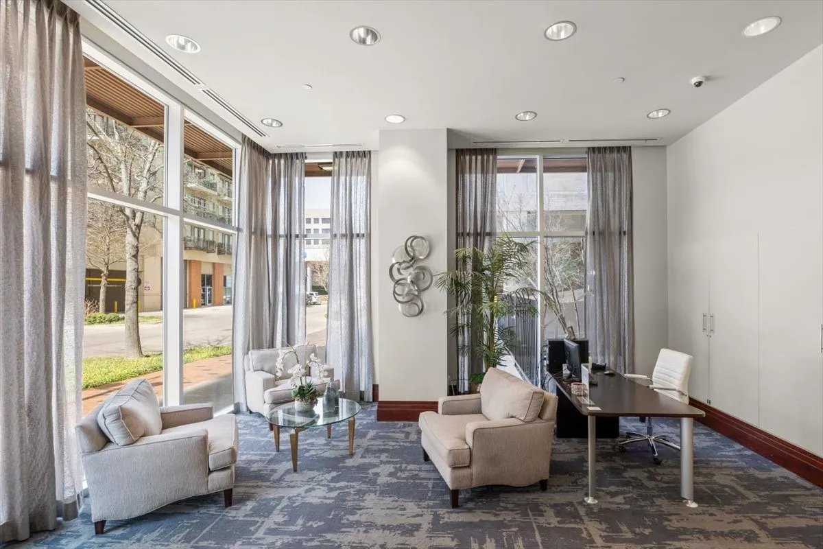 Residents Lobby and Entrance to OMP