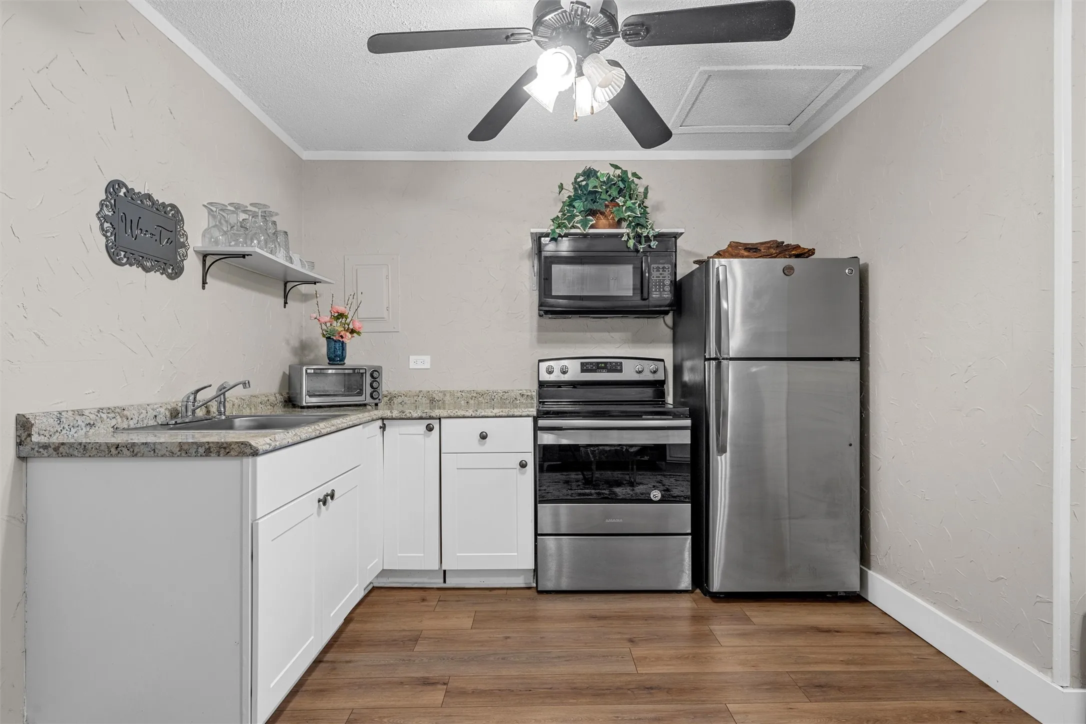 "Apartment" kitchen