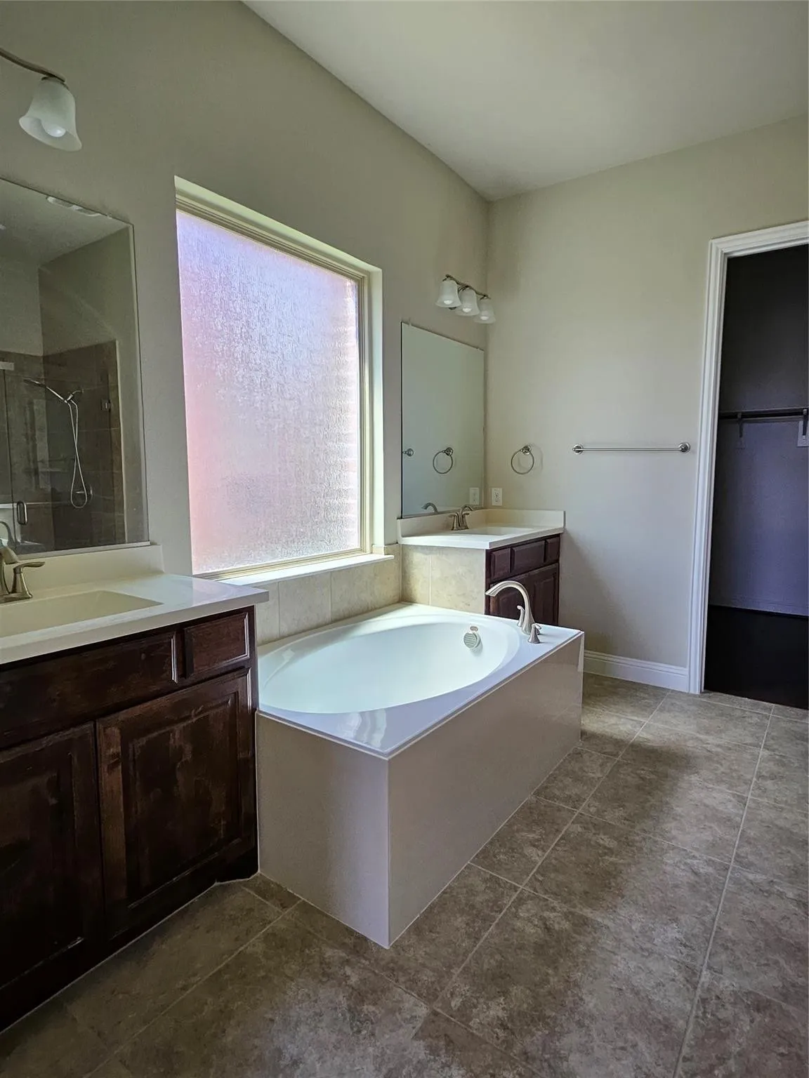 Single Family Residence For Rent in Collin County , 7378 Joshua Road, Frisco, Texas 75033, 4 Bedroom, 4 Bathroom, 2 Garage spaces, 3,277 Sqft, built in 2018, mls#21290341, Real Estate Agent in Frisco, Homes For Rent in Collin county, Homes For Rent in Frisco, Realtor in Frisco Texas, Real Estate Brokerage Independent Realty Texas, Luminita Cordes Realtor