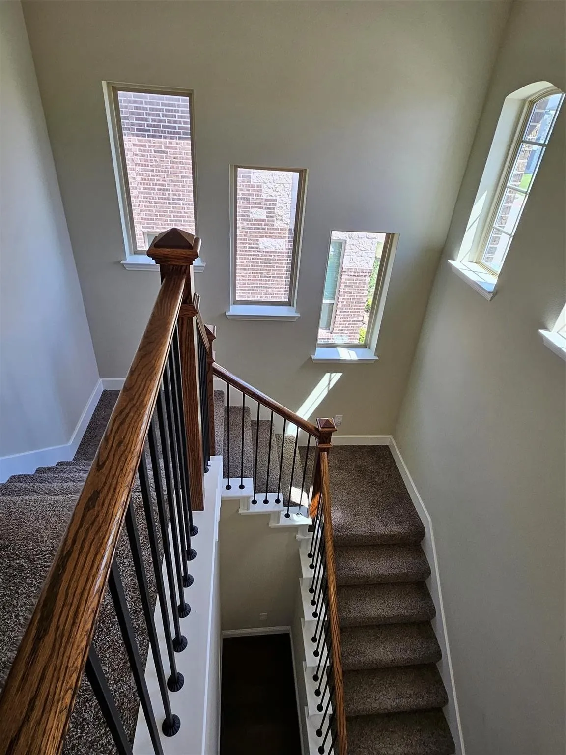 Single Family Residence For Rent in Collin County , 7378 Joshua Road, Frisco, Texas 75033, 4 Bedroom, 4 Bathroom, 2 Garage spaces, 3,277 Sqft, built in 2018, mls#21290341, Real Estate Agent in Frisco, Homes For Rent in Collin county, Homes For Rent in Frisco, Realtor in Frisco Texas, Real Estate Brokerage Independent Realty Texas, Luminita Cordes Realtor