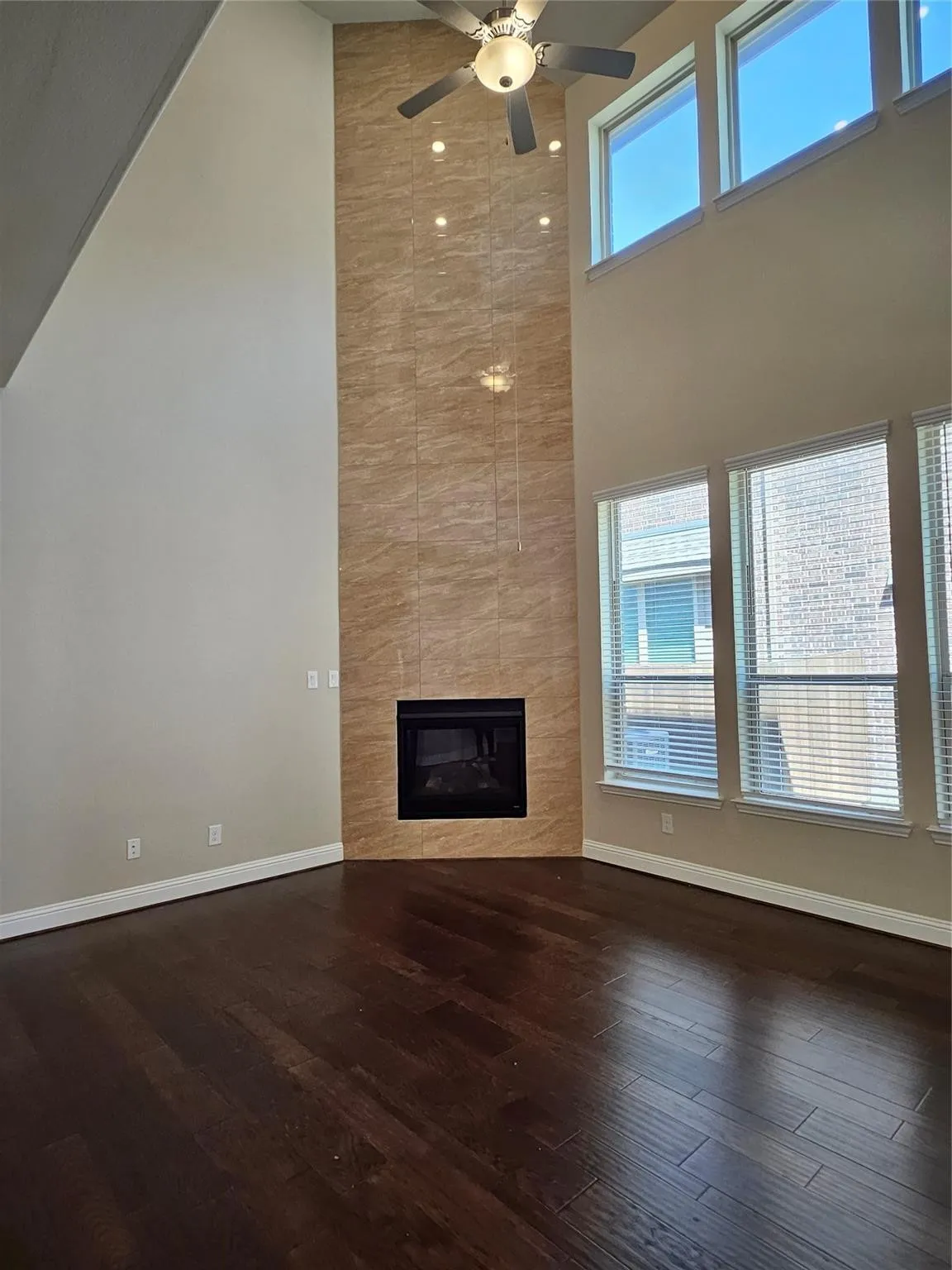 Single Family Residence For Rent in Collin County , 7378 Joshua Road, Frisco, Texas 75033, 4 Bedroom, 4 Bathroom, 2 Garage spaces, 3,277 Sqft, built in 2018, mls#21290341, Real Estate Agent in Frisco, Homes For Rent in Collin county, Homes For Rent in Frisco, Realtor in Frisco Texas, Real Estate Brokerage Independent Realty Texas, Luminita Cordes Realtor