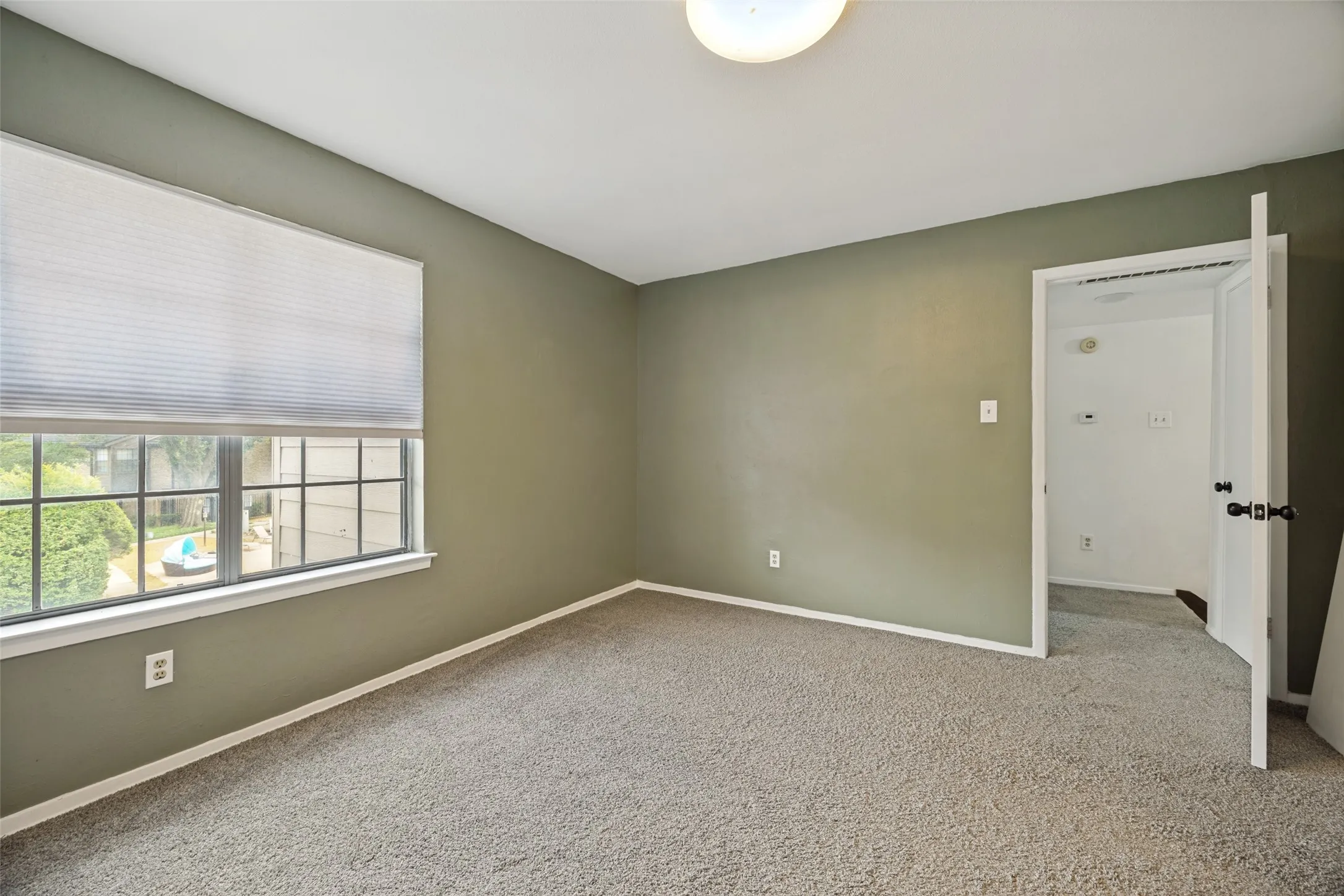 Single Family Residence For Sale in Dallas County , 333 Melrose Drive 35D, Richardson, Texas 75080, 2 Bedroom, 3 Bathroom, Garage spaces, 1,161 Sqft, built in 1981, mls#21297687, Real Estate Agent in Richardson, Homes For Sale in Dallas county, Homes For Sale in Richardson, Realtor in Richardson Texas, Real Estate Brokerage Independent Realty Texas, Luminita Cordes Realtor