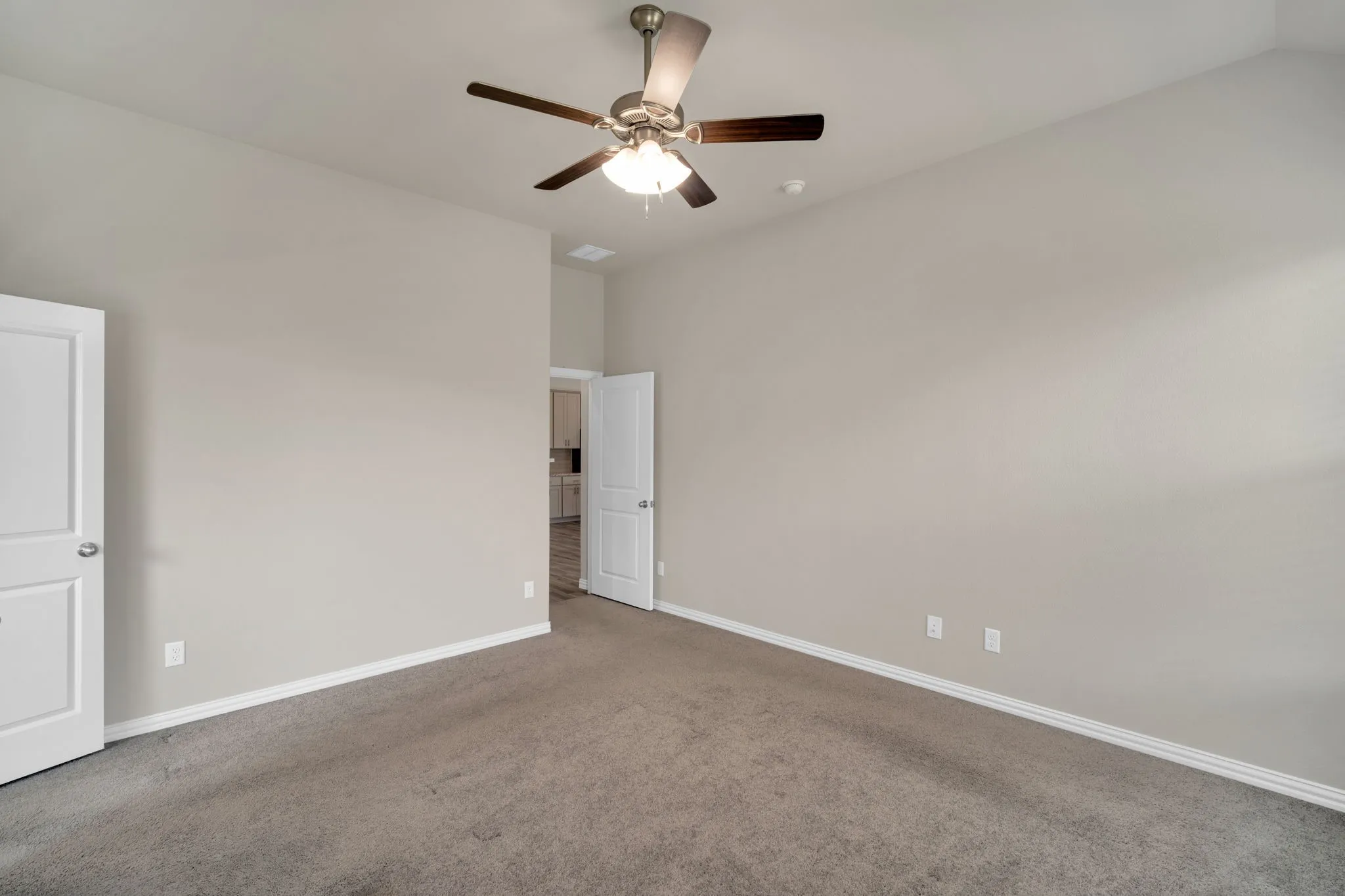 Single Family Residence For Sale in Ellis County , 821 Cavalcade Drive, Ferris, Texas 75125, 4 Bedroom, 2 Bathroom, 2 Garage spaces, 2,005 Sqft, built in 2023, mls#21297868, Real Estate Agent in Ferris, Homes For Sale in Ellis county, Homes For Sale in Ferris, Realtor in Ferris Texas, Real Estate Brokerage Independent Realty Texas, Luminita Cordes Realtor