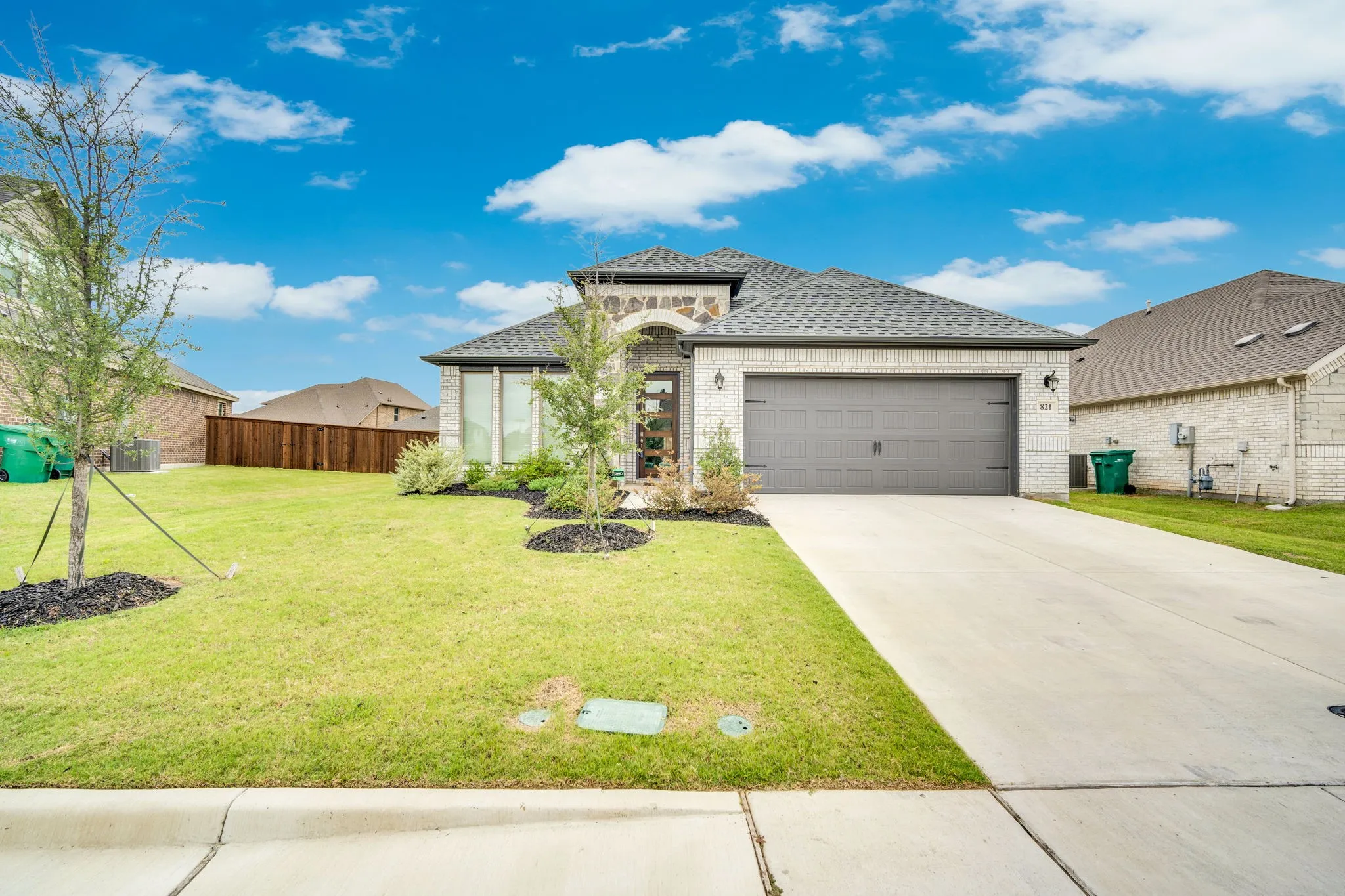 Single Family Residence For Sale in Ellis County , 821 Cavalcade Drive, Ferris, Texas 75125, 4 Bedroom, 2 Bathroom, 2 Garage spaces, 2,005 Sqft, built in 2023, mls#21297868, Real Estate Agent in Ferris, Homes For Sale in Ellis county, Homes For Sale in Ferris, Realtor in Ferris Texas, Real Estate Brokerage Independent Realty Texas, Luminita Cordes Realtor