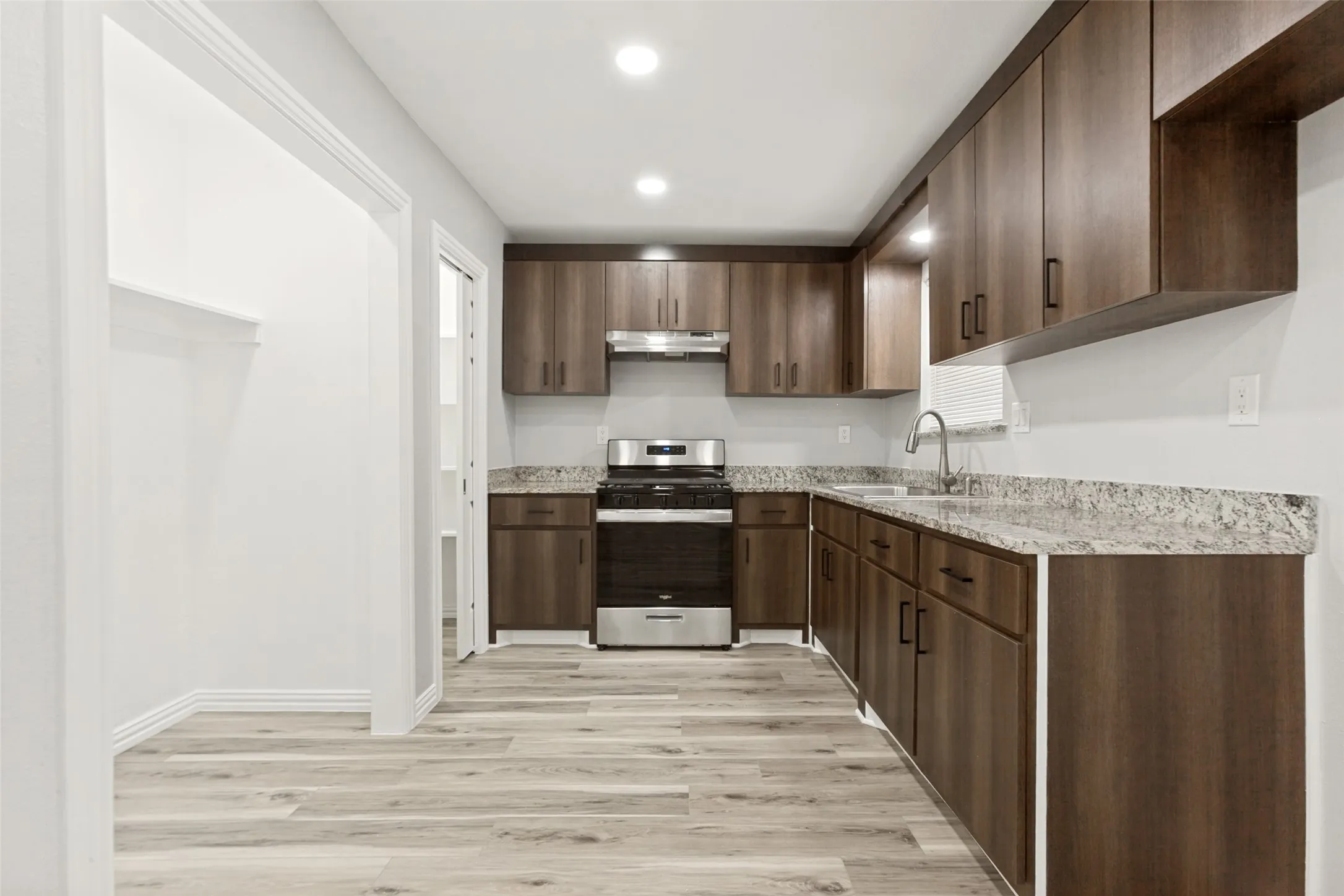 Single Family Residence For Sale in Dallas County , 617 Cedar Drive, Garland, Texas 75040, 3 Bedroom, 2 Bathroom, Garage spaces, 1,150 Sqft, built in 1949, Price $270,000, mls#21297233, Real Estate Agent in Garland, Homes For Sale in Dallas county, Homes For Sale in Garland, Realtor in Garland Texas, Real Estate Brokerage Independent Realty Texas, Luminita Cordes Realtor