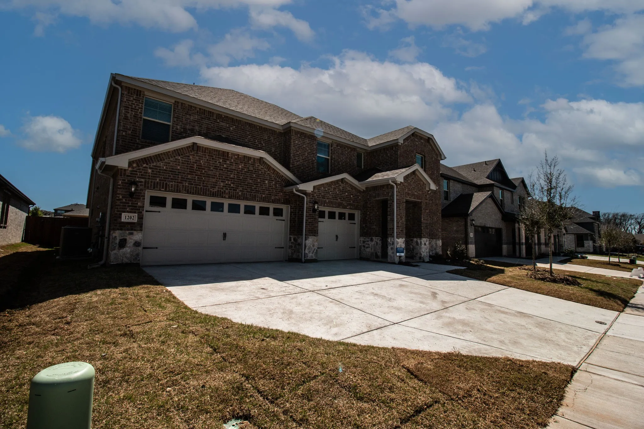Single Family Residence For Sale in Collin County , 1202 Sweetleaf Street, Melissa, Texas 75454, 5 Bedroom, 4 Bathroom, 3 Garage spaces, 3,443 Sqft, built in 2023, mls#21297907, Real Estate Agent in Melissa, Homes For Sale in Collin county, Homes For Sale in Melissa, Realtor in Melissa Texas, Real Estate Brokerage Independent Realty Texas, Luminita Cordes Realtor