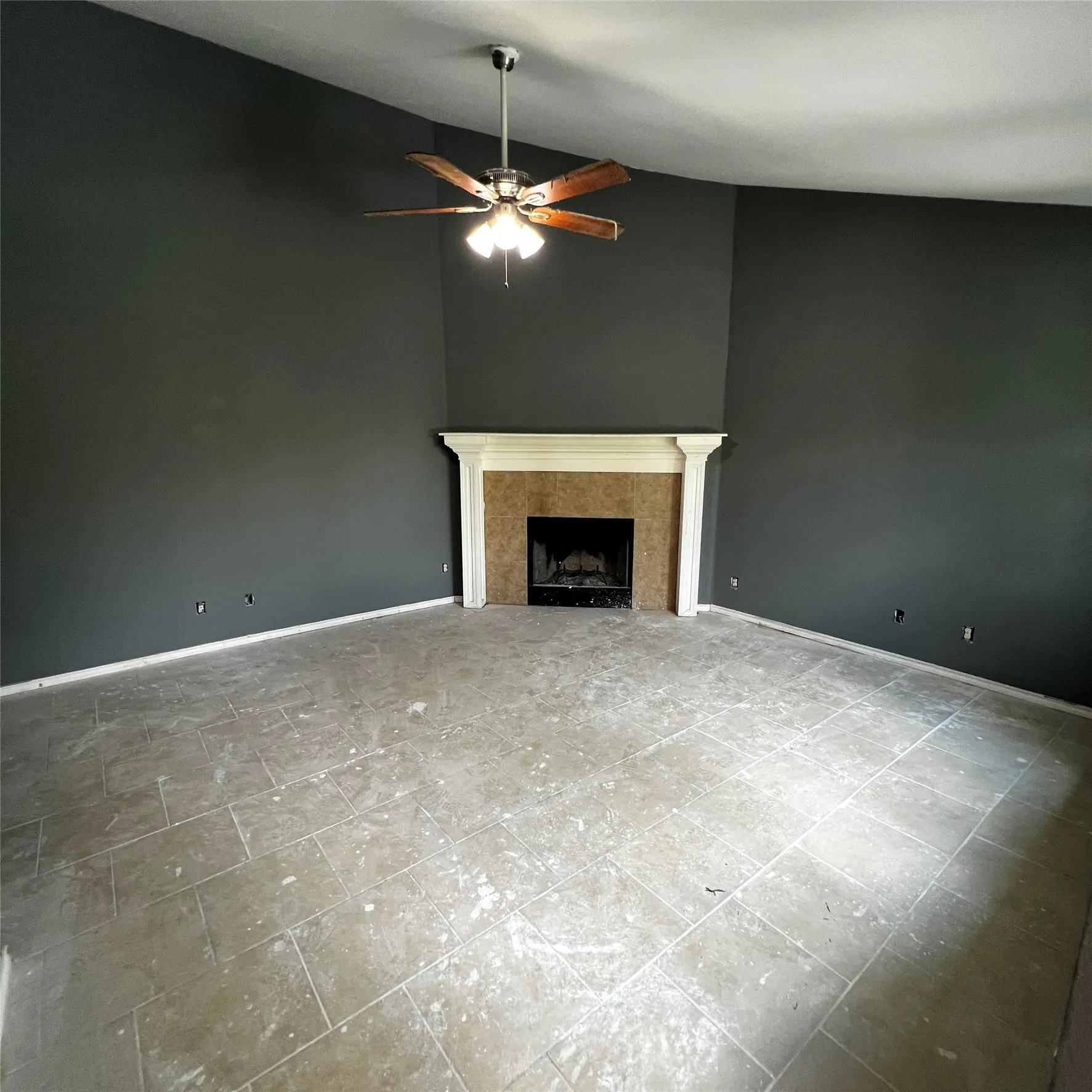 Condominium For Sale in Dallas County , 8560 Park Lane 74, Dallas, Texas 75231, 2 Bedroom, 3 Bathroom, 2 Garage spaces, 1,299 Sqft, built in 1974, mls#21297819, Real Estate Agent in Dallas, Homes For Sale in Dallas county, Homes For Sale in Dallas, Realtor in Dallas Texas, Real Estate Brokerage Independent Realty Texas, Luminita Cordes Realtor