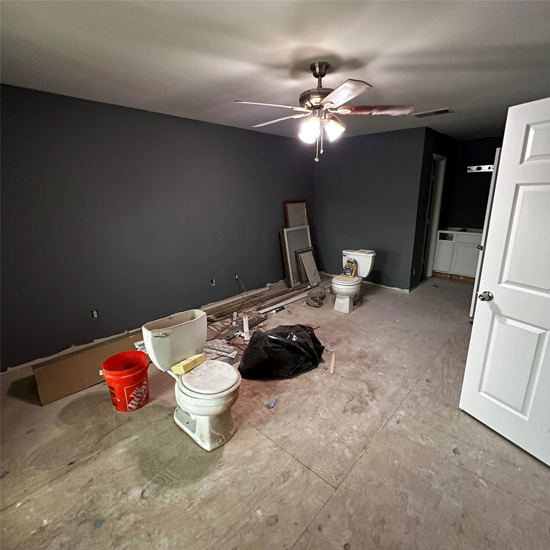Condominium For Sale in Dallas County , 8560 Park Lane 74, Dallas, Texas 75231, 2 Bedroom, 3 Bathroom, 2 Garage spaces, 1,299 Sqft, built in 1974, mls#21297819, Real Estate Agent in Dallas, Homes For Sale in Dallas county, Homes For Sale in Dallas, Realtor in Dallas Texas, Real Estate Brokerage Independent Realty Texas, Luminita Cordes Realtor