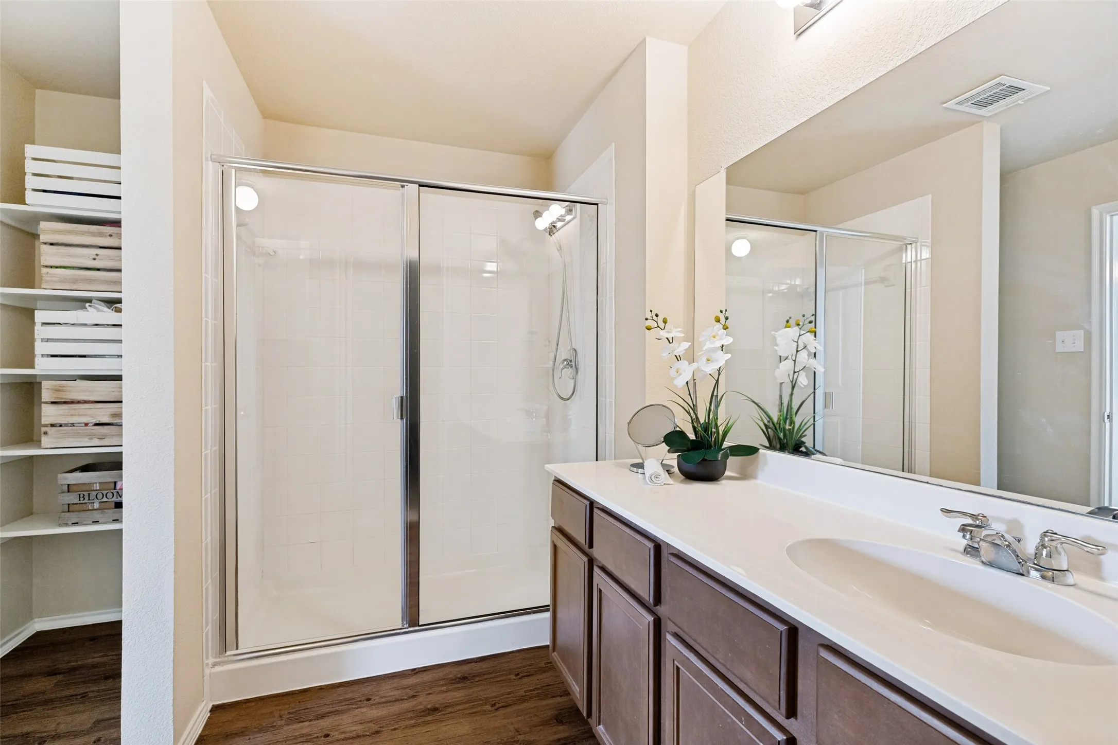 Primary bath