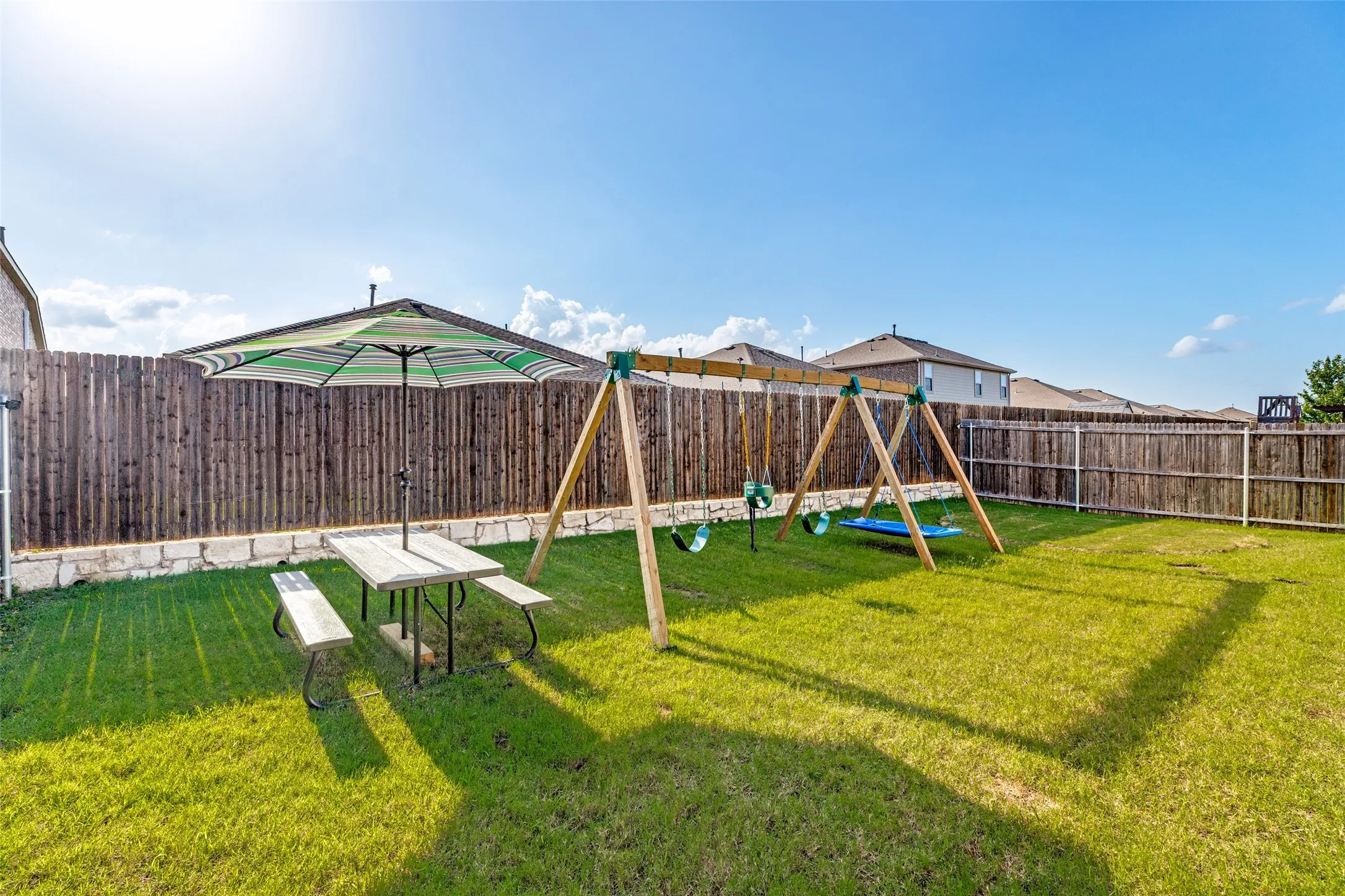 Single Family Residence For Sale in Collin County , 2104 Shady Glen Trail, Princeton, Texas 75407, 4 Bedroom, 2 Bathroom, 2 Garage spaces, 1,589 Sqft, built in 2016, mls#21285140, Real Estate Agent in Princeton, Homes For Sale in Collin county, Homes For Sale in Princeton, Realtor in Princeton Texas, Real Estate Brokerage Independent Realty Texas, Luminita Cordes Realtor