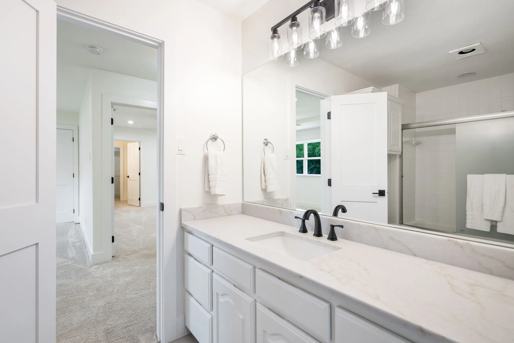 Single Family Residence For Sale in Denton County , 890 Topaz Lane, Oak Point, Texas 75068, 4 Bedroom, 5 Bathroom, 3 Garage spaces, 4,091 Sqft, built in 1994, mls#21281597, Real Estate Agent in Oak Point, Homes For Sale in Denton county, Homes For Sale in Oak Point, Realtor in Oak Point Texas, Real Estate Brokerage Independent Realty Texas, Luminita Cordes Realtor