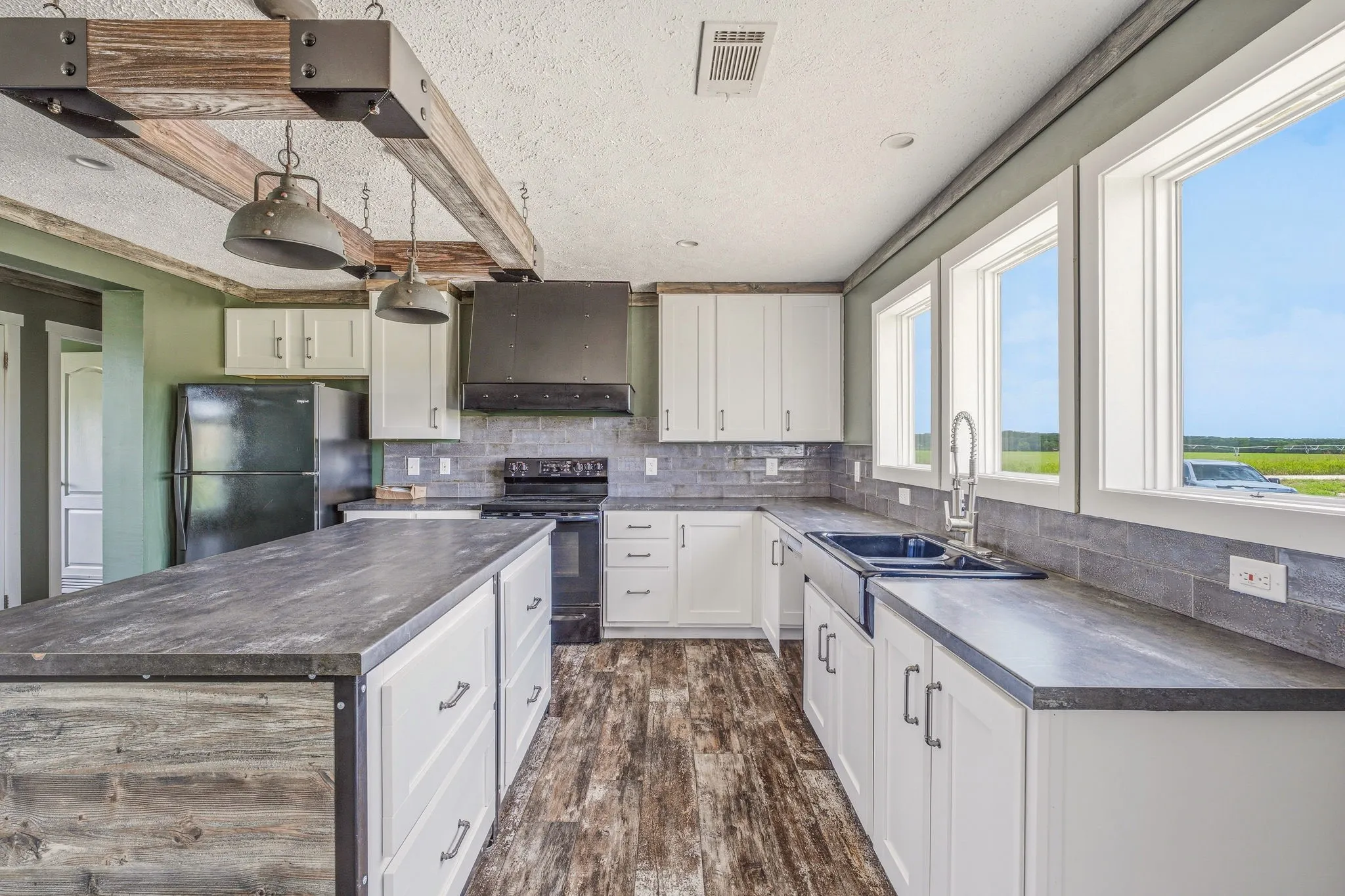 Mobile Home For Sale in Comanche County , 120 County Road 343, Dublin, Texas 76446, 3 Bedrooms, 2 Bathrooms, Garage spaces, 1,800 Sqft, built in 2020, Price $220,000, mls#21293476, Real Estate Agent in Dublin, Homes For Sale in Comanche county, Homes For Sale in Dublin, Realtor in Dublin Texas, Real Estate Brokerage Independent Realty Texas, Luminita Cordes Realtor