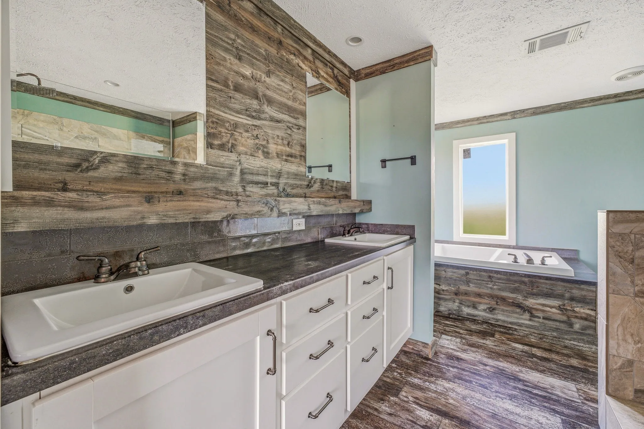 Mobile Home For Sale in Comanche County , 120 County Road 343, Dublin, Texas 76446, 3 Bedrooms, 2 Bathrooms, Garage spaces, 1,800 Sqft, built in 2020, Price $220,000, mls#21293476, Real Estate Agent in Dublin, Homes For Sale in Comanche county, Homes For Sale in Dublin, Realtor in Dublin Texas, Real Estate Brokerage Independent Realty Texas, Luminita Cordes Realtor